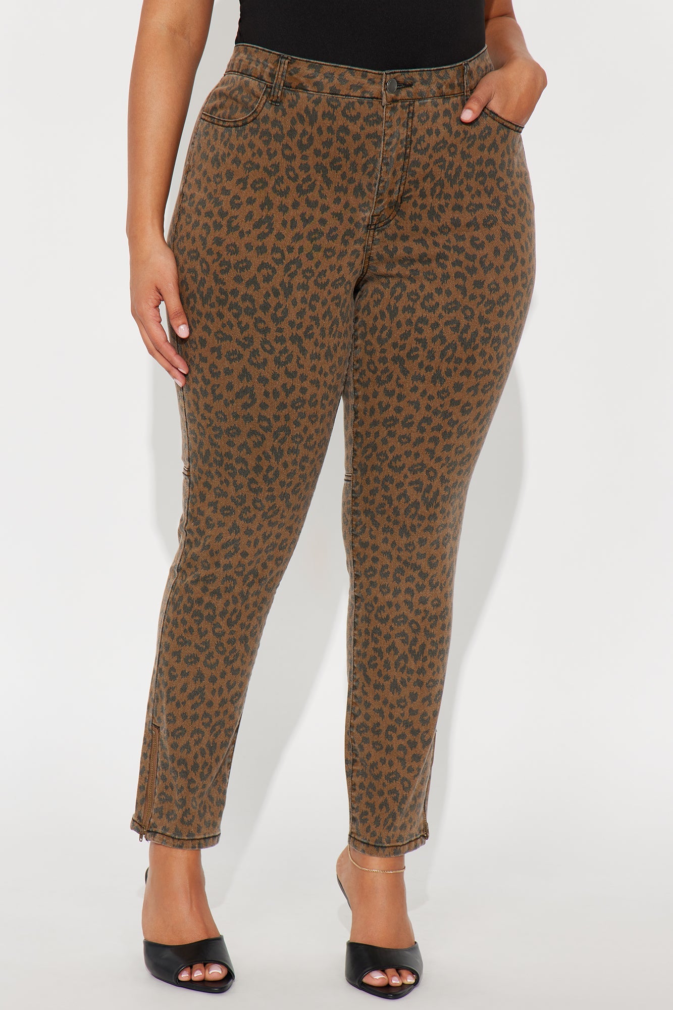 Let's Get Wild Leopard Skinny Jeans - Brown