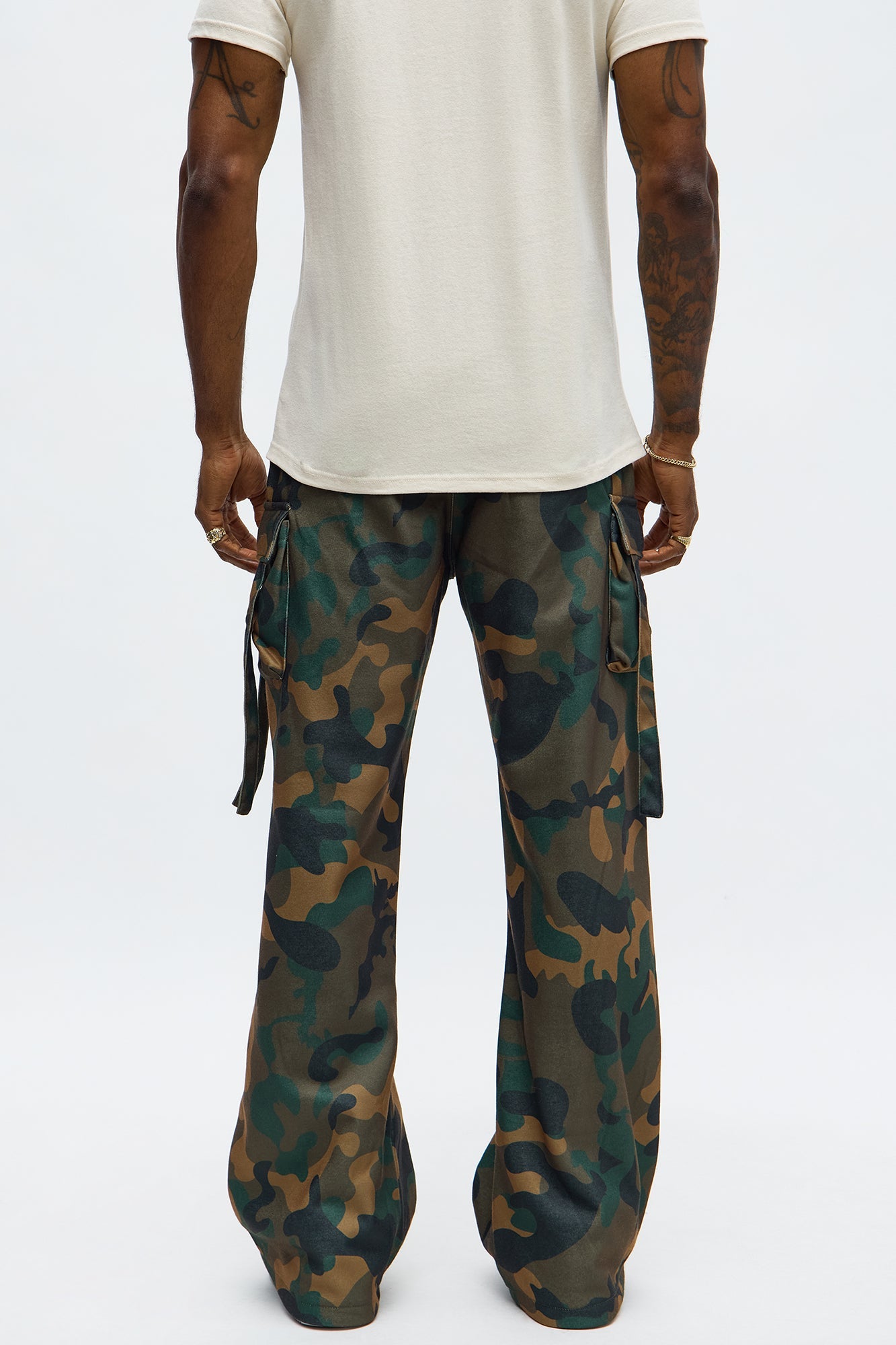 Baggy Cargo Look At Me Sweatpants - Camouflage