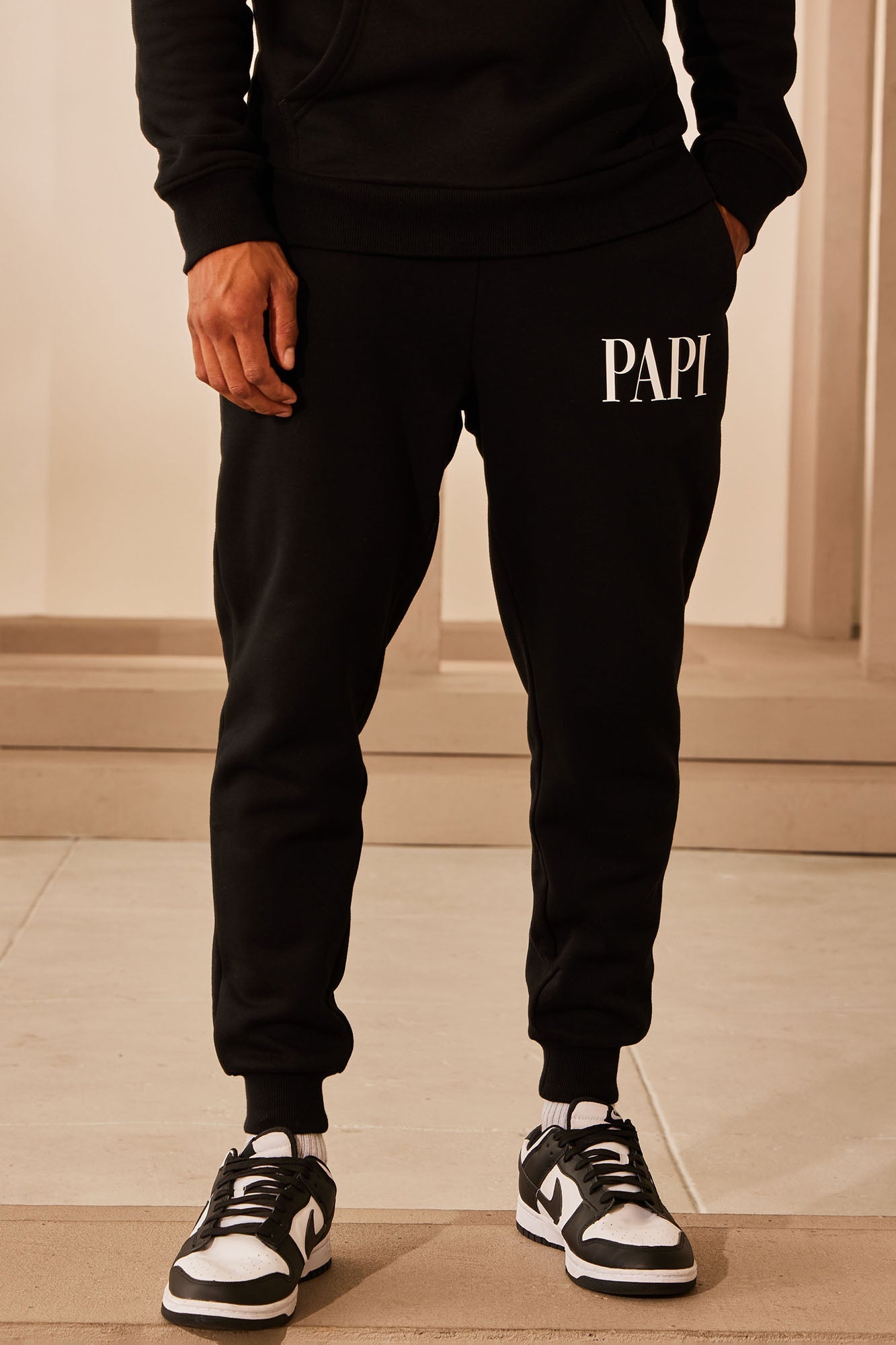 Family Goals Papi Jogger - Black
