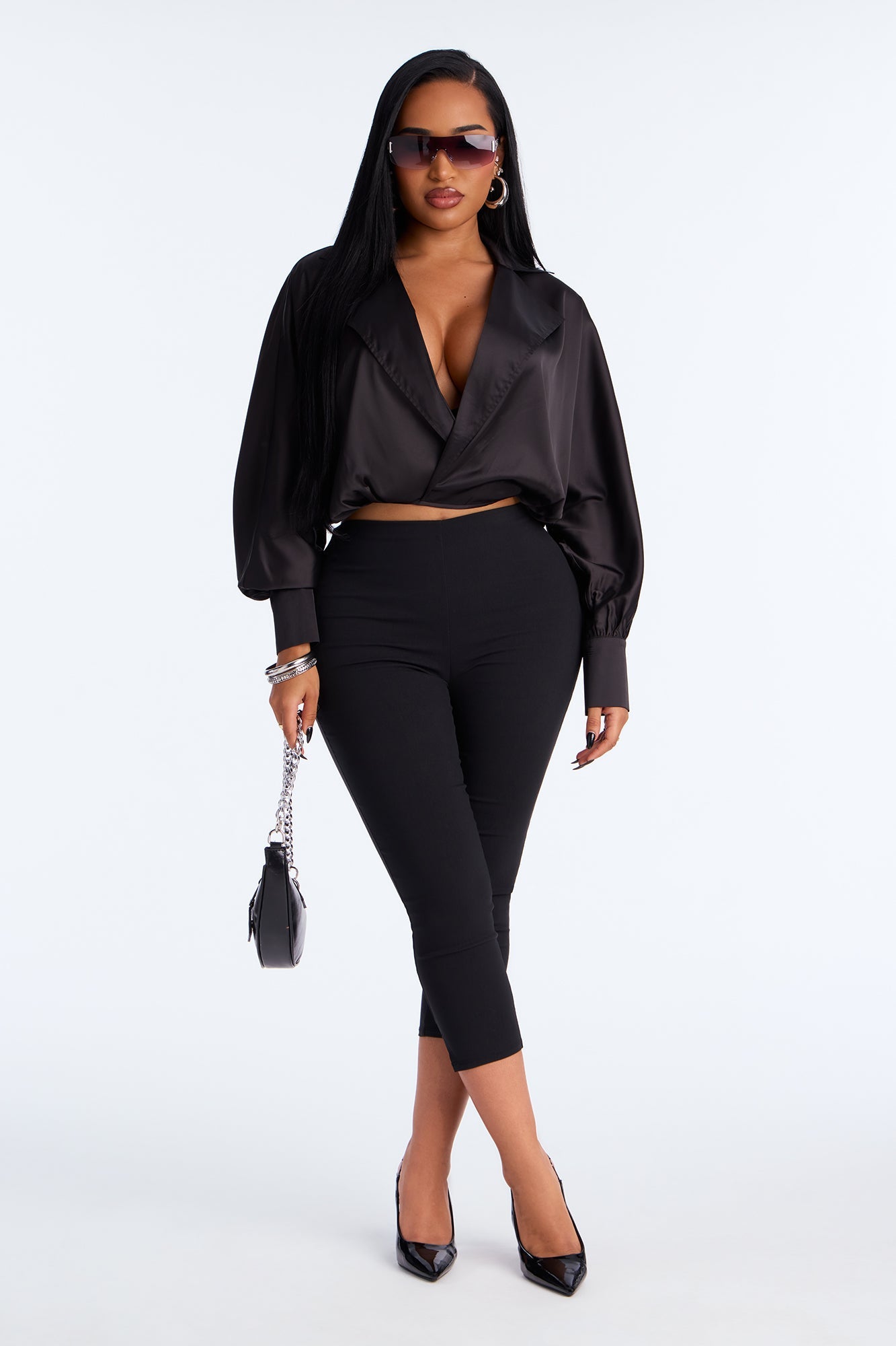 Sadie Millennium Mid Rise Capri Pant 23″ - Black