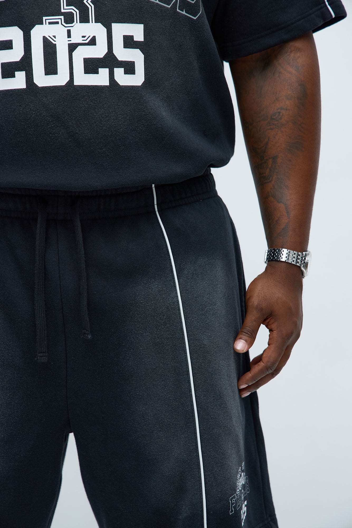 Tyson Relaxed Just Go With It Shorts - Black Wash