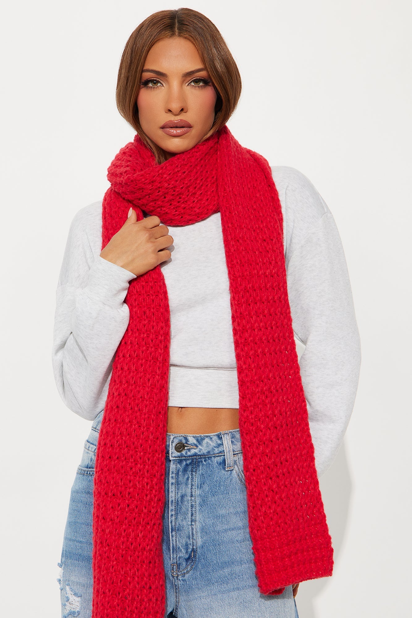 Warm Hugs Knitted Scarf - Red