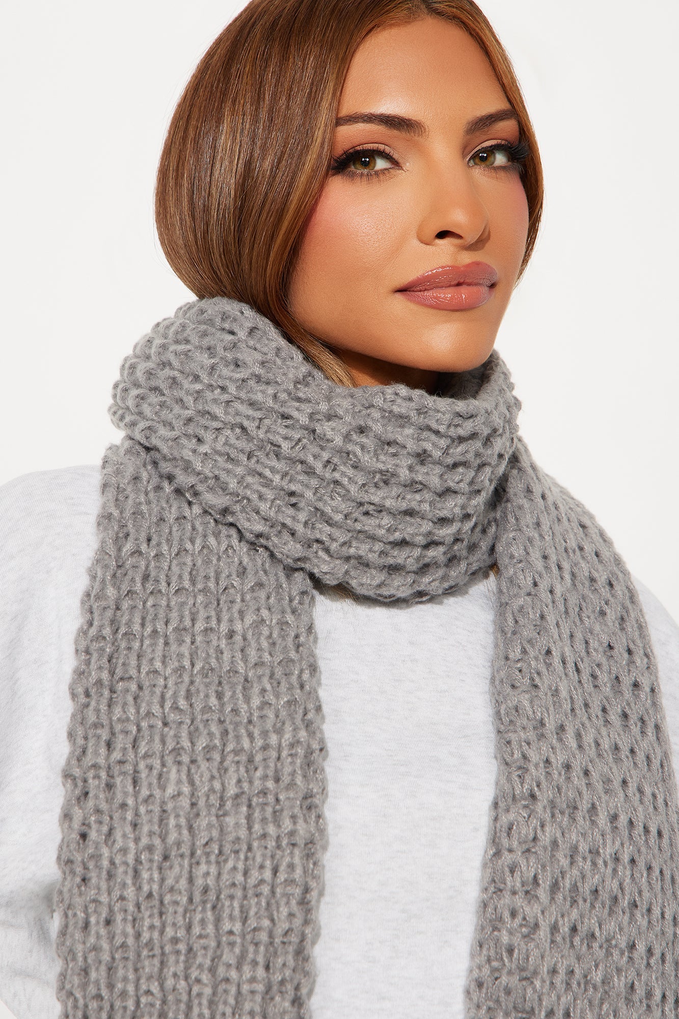 Warm Hugs Knitted Scarf - Grey