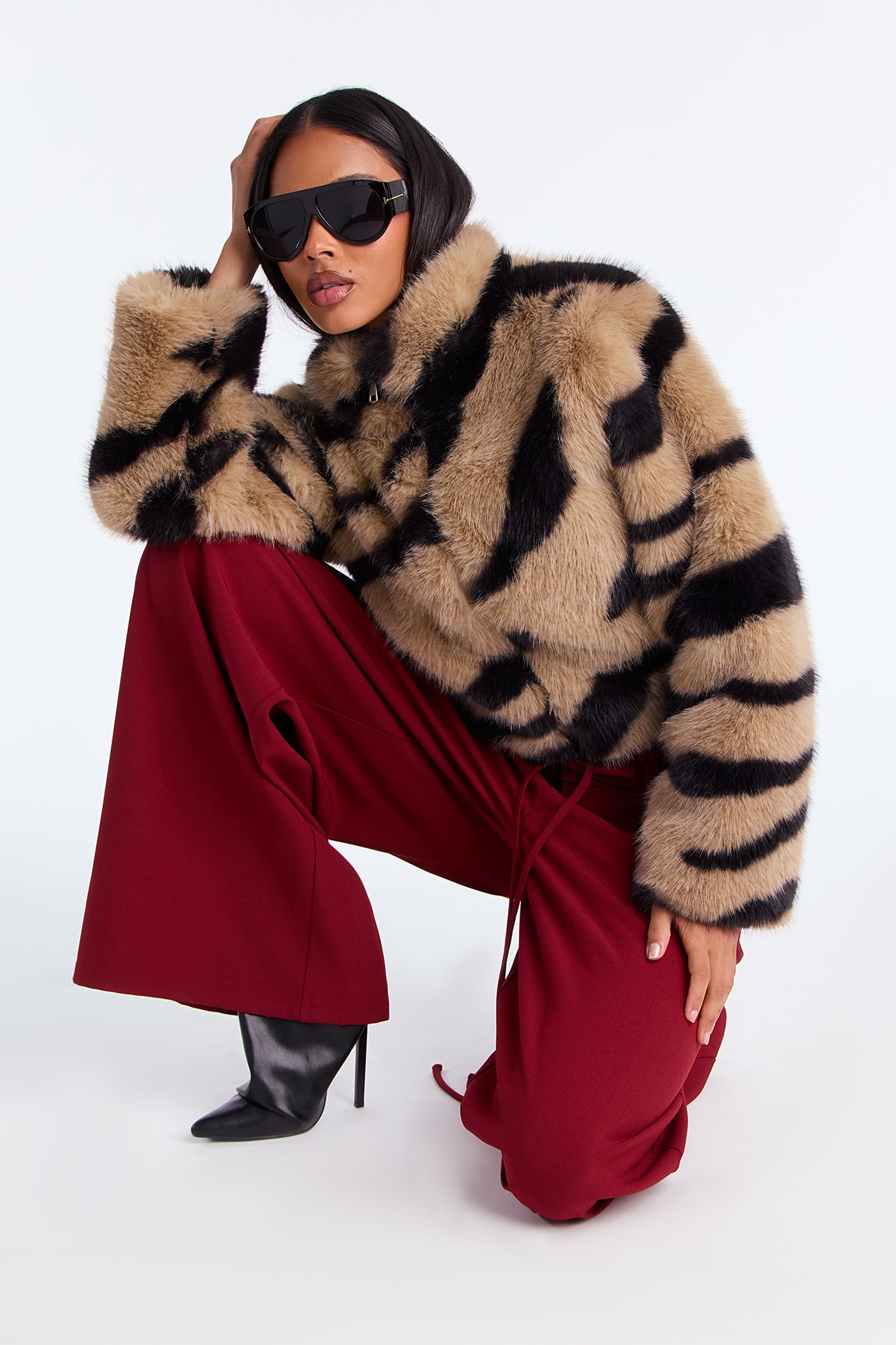 All Attention On Me Twill Rigid Wide Leg Pant 33 - Red