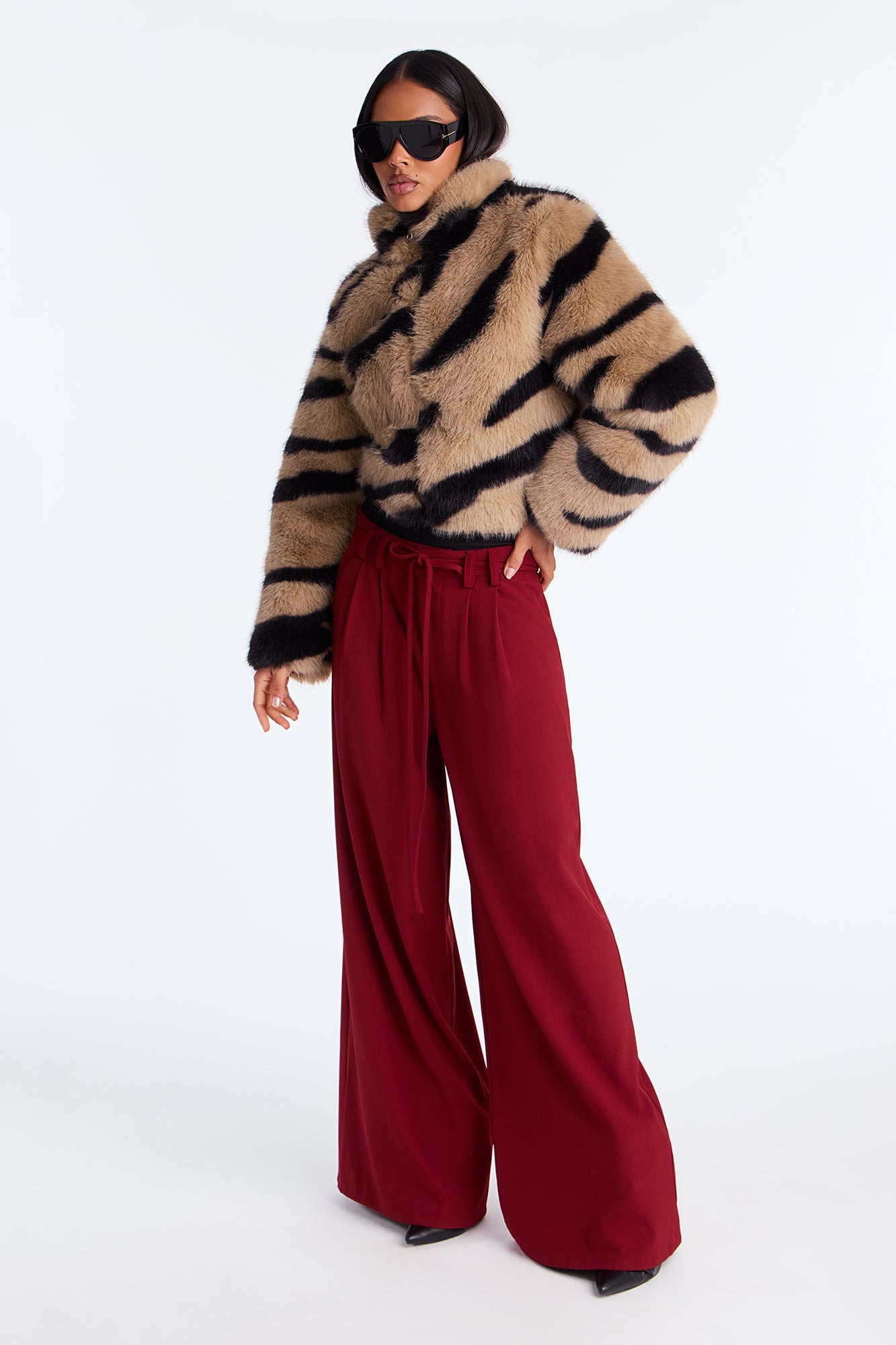 All Attention On Me Twill Rigid Wide Leg Pant 33 - Red