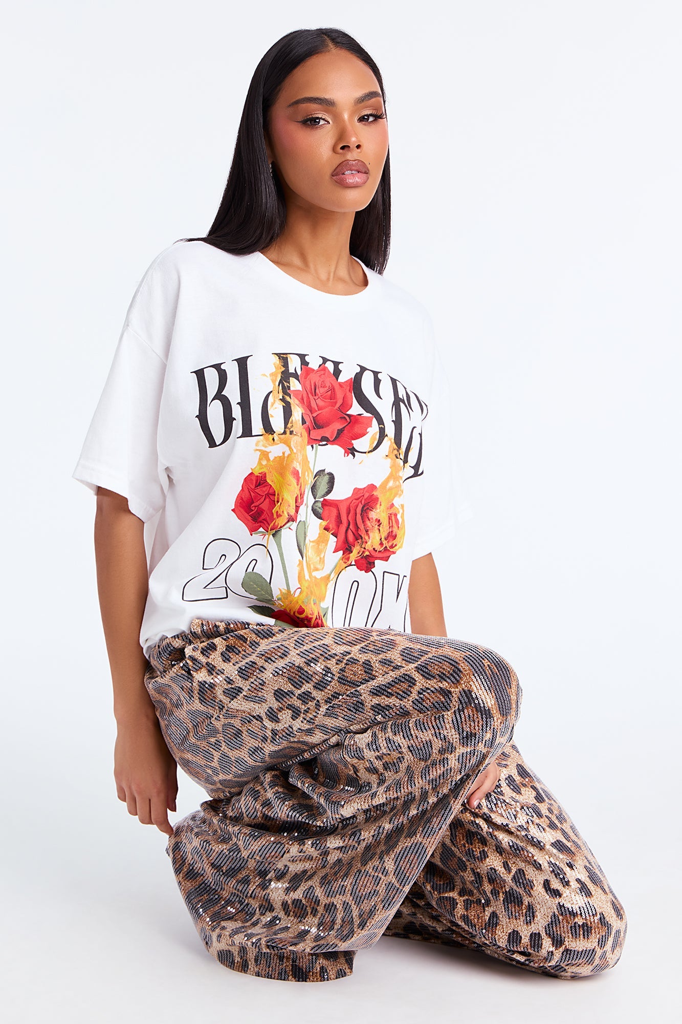 Blessed Rose Oversize Tshirt - White
