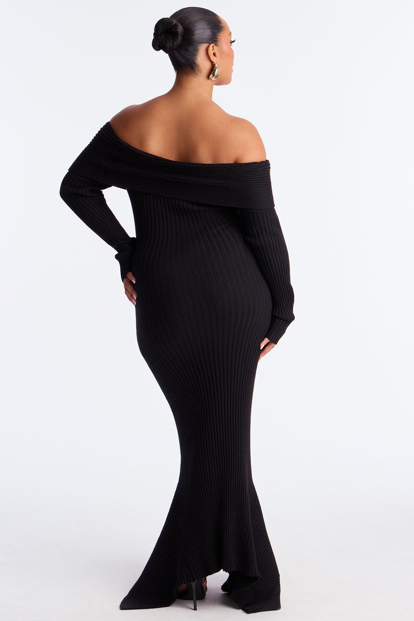 GF Material Sweater Maxi Dress - Black
