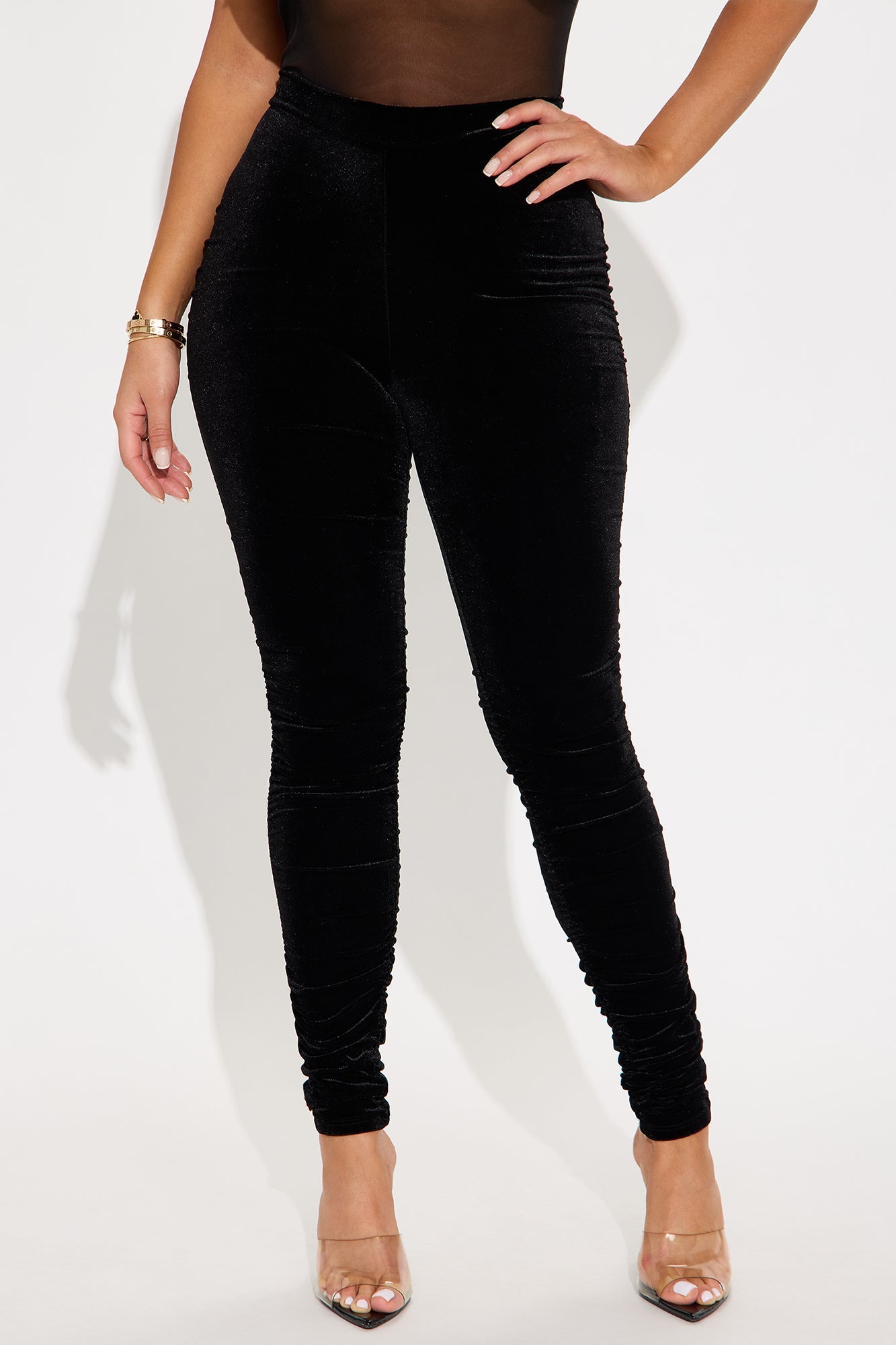 Della Velvet Ruched Mid Rise Legging - Black