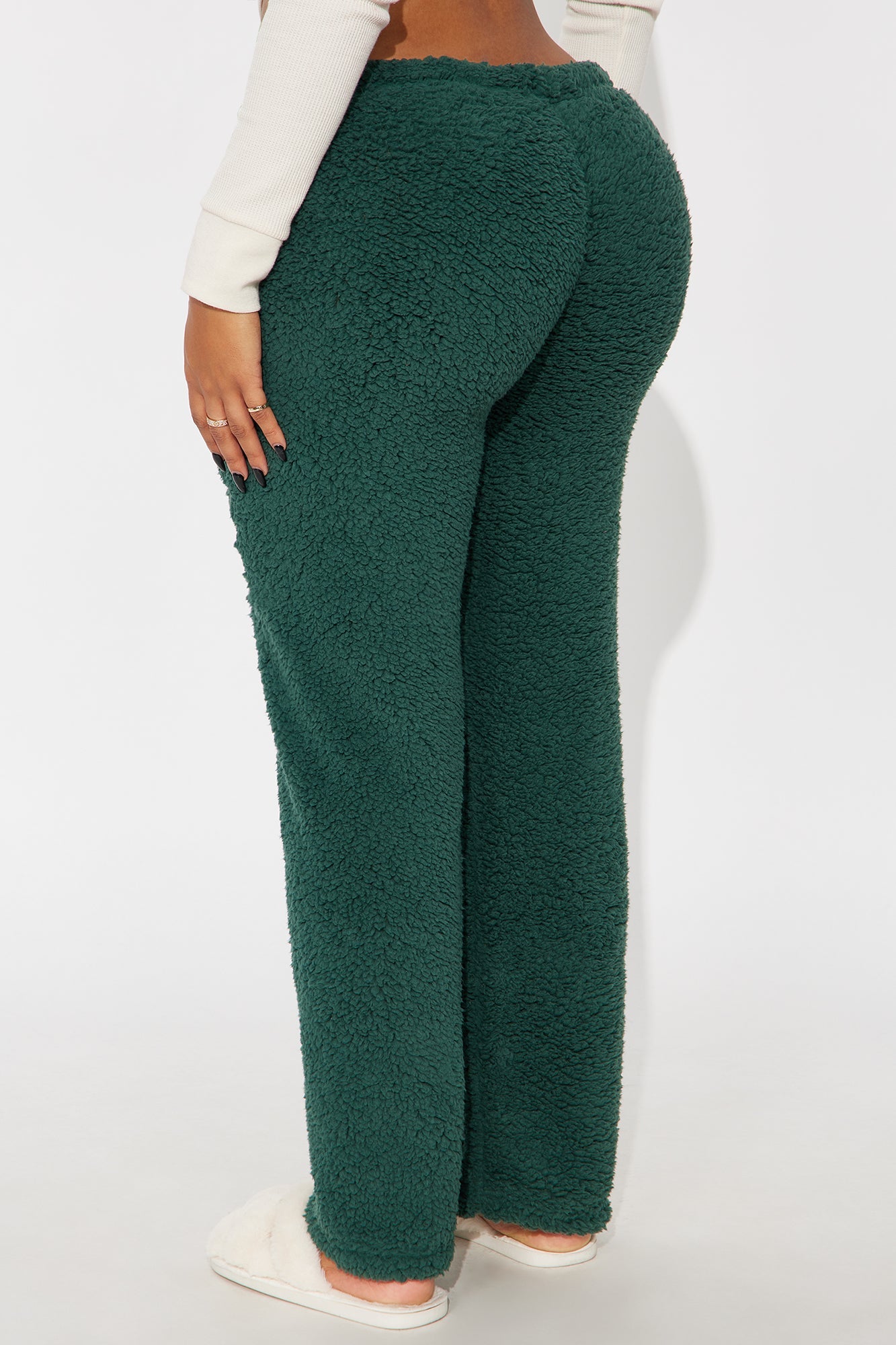 Define Good Embroidered Sherpa PJ Pants - Green