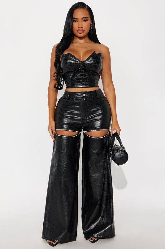 What You've Been Wanting Wide Leg Faux Leather Pant 33″ - Black