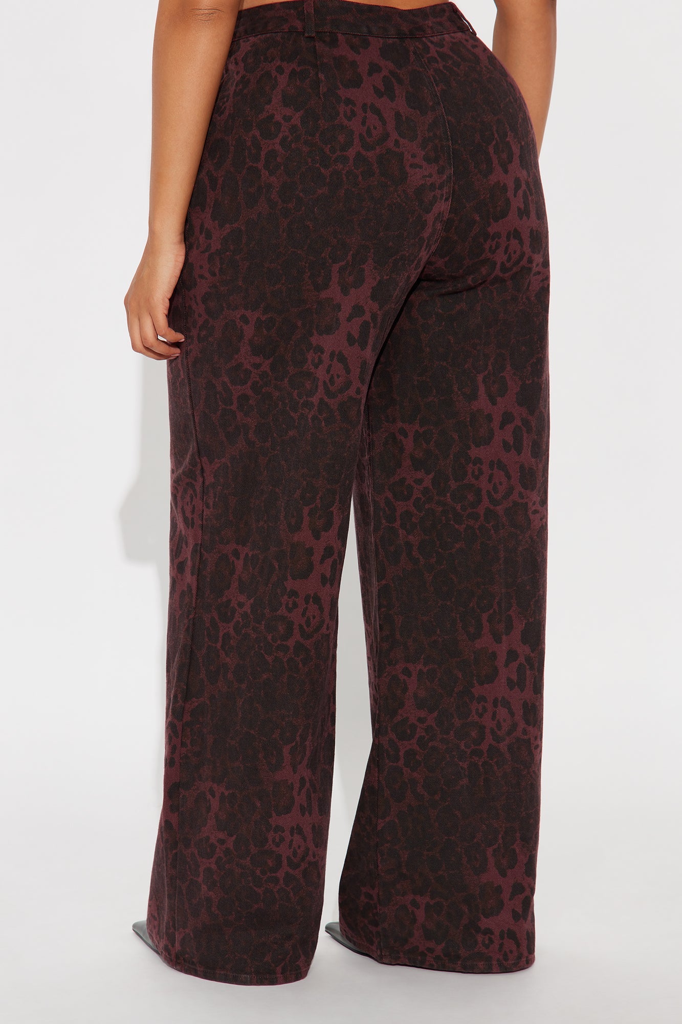 For The Drama Leopard Wide Leg Pant 32″ - Burgundy