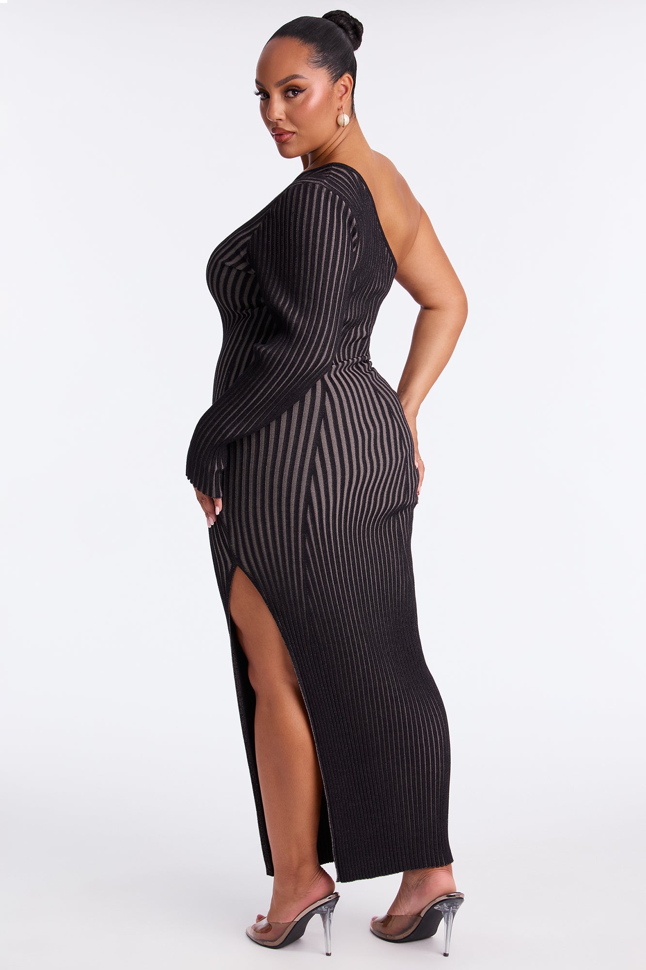 Never Late Sweater Maxi Dress - Black