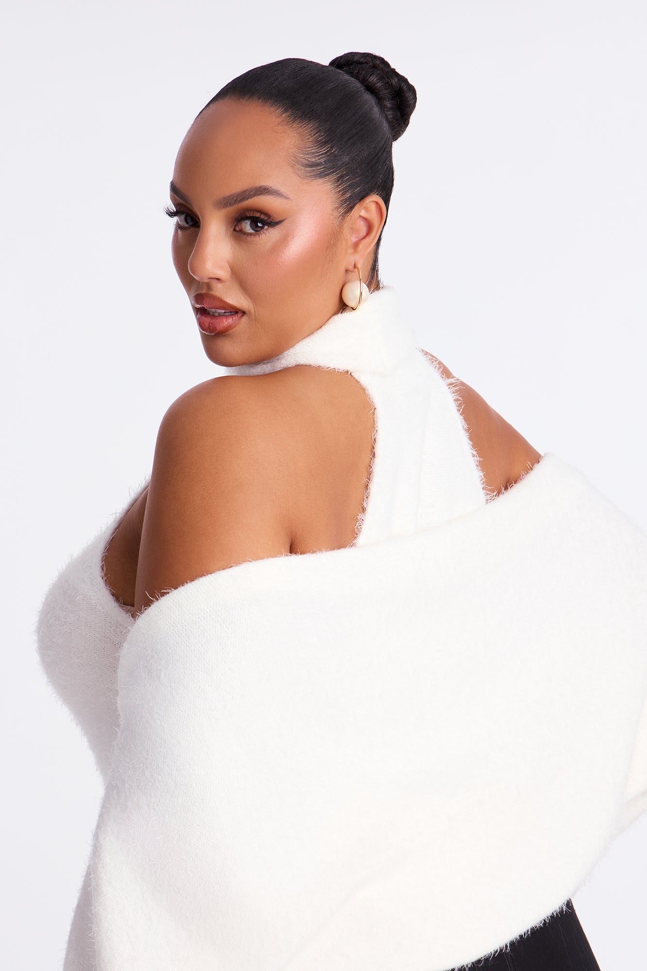 Feeling The Cold Sweater Top Cardigan Set - White