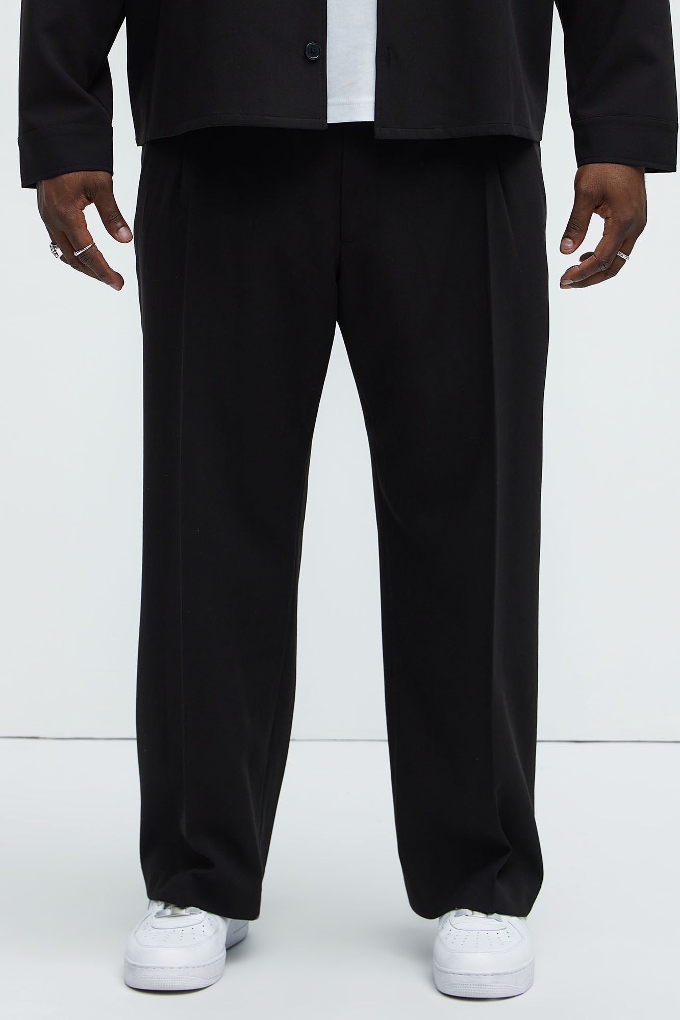Ronan Relaxed Tapered Trousers - Black