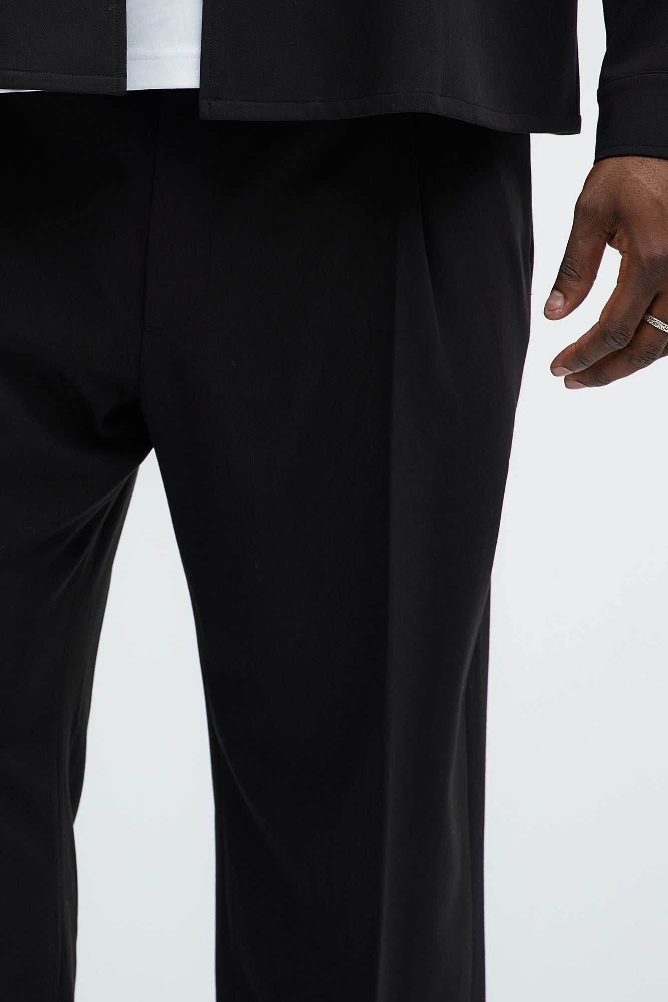 Ronan Relaxed Tapered Trousers - Black
