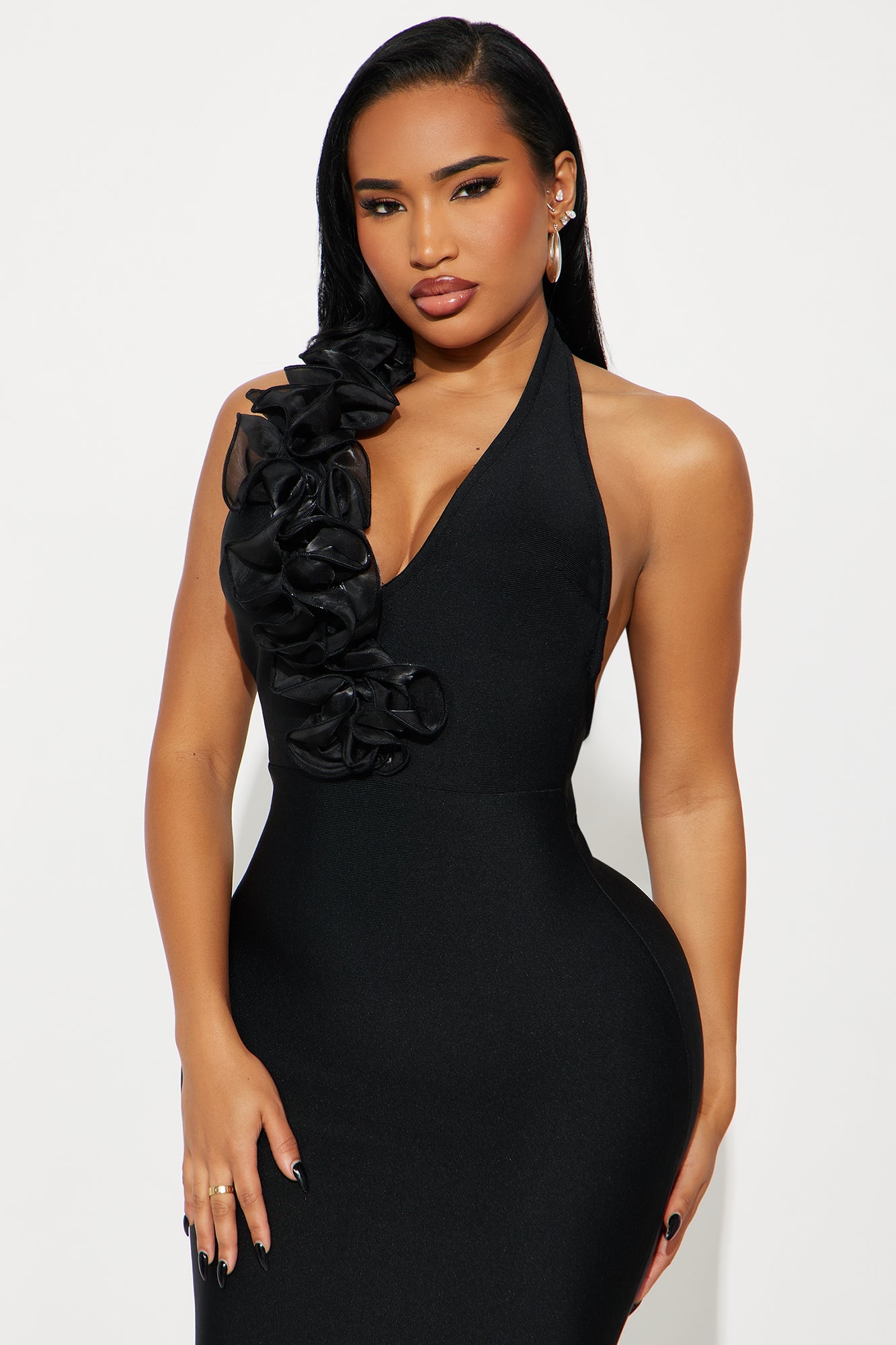 Bold Heart Ruffle Gown - Black
