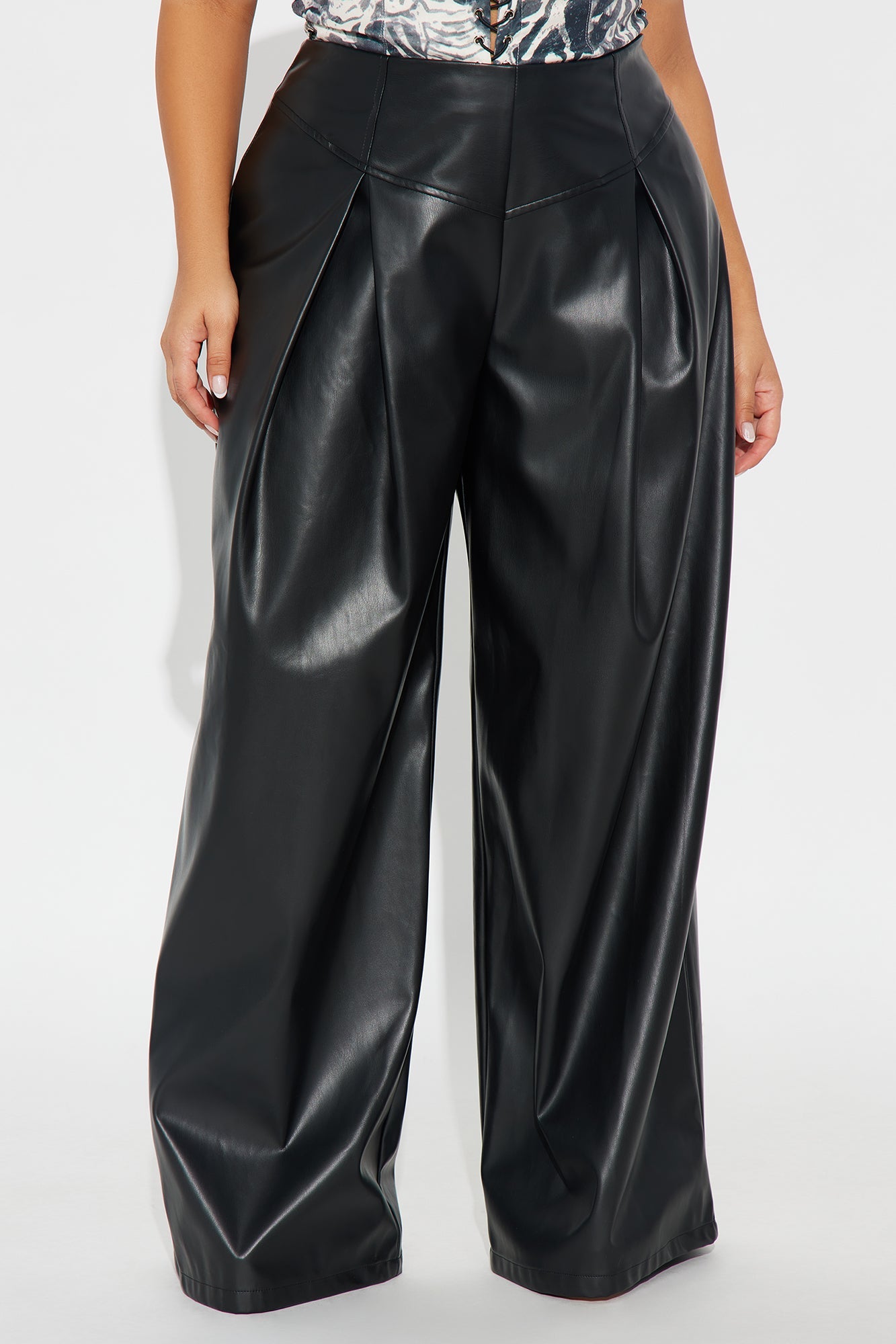 Mindful Thoughts Faux Leather Wide Leg Pant 33 - Black