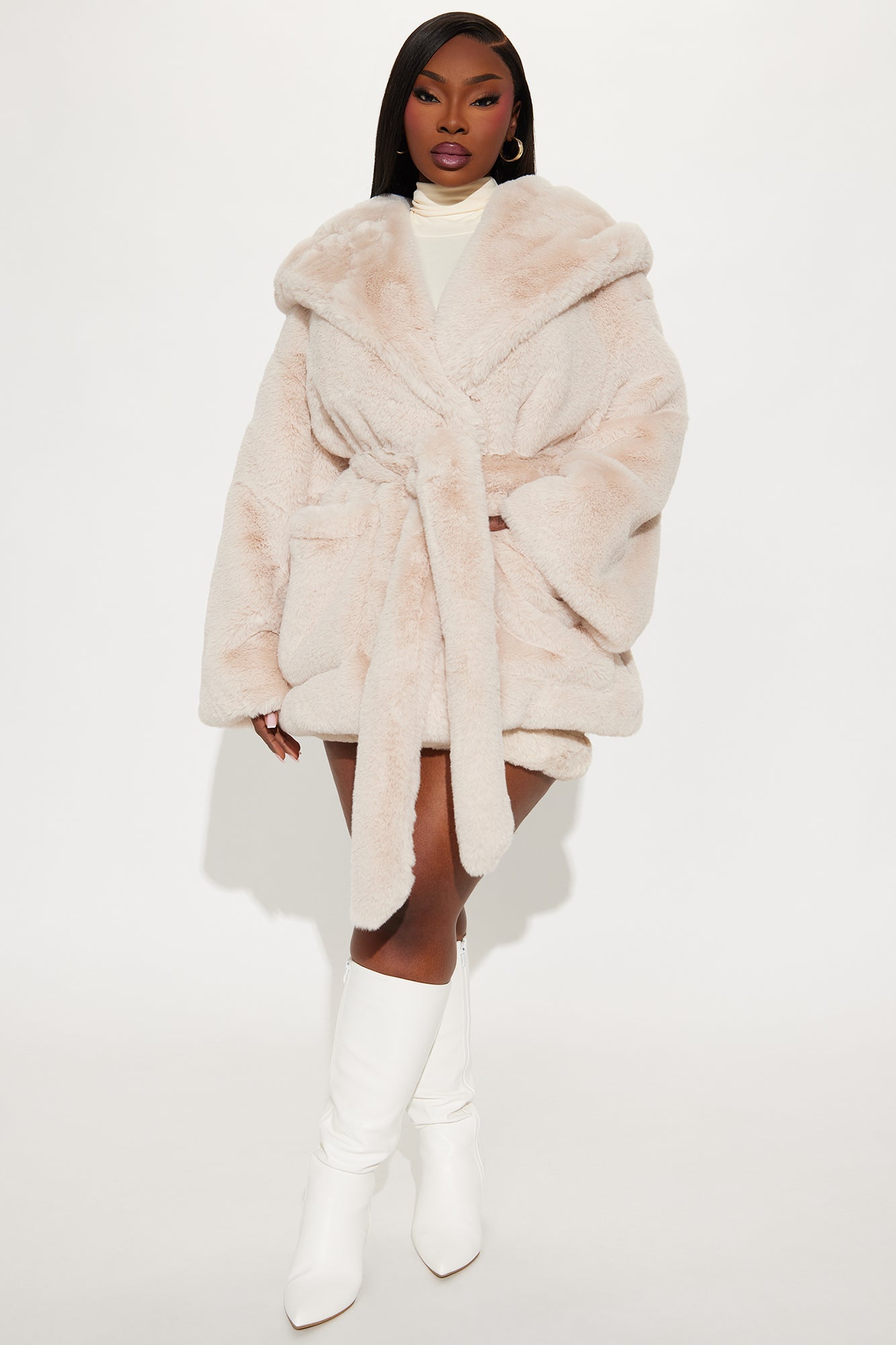 Queen Of The North Faux Fur Coat - Beige