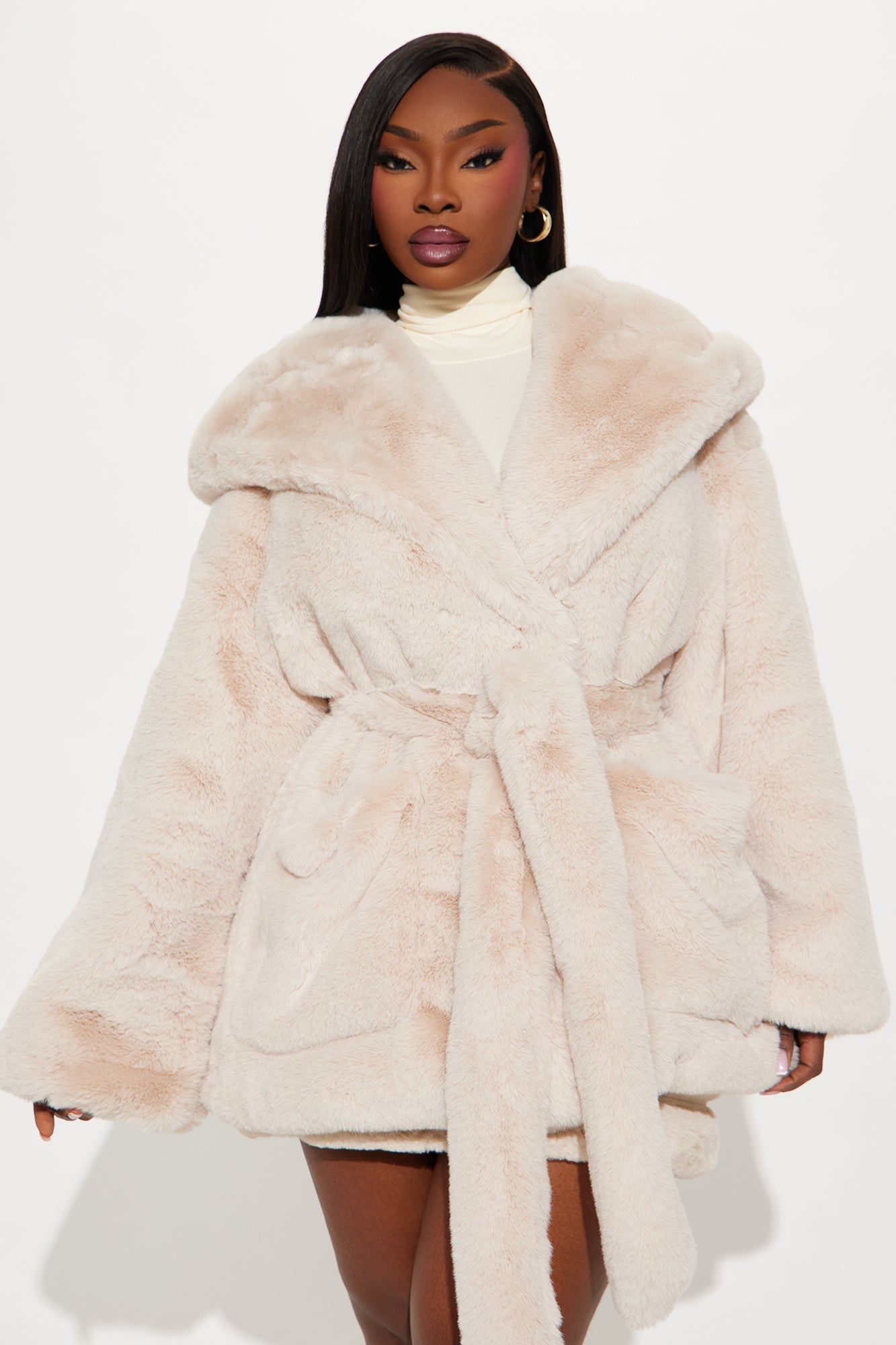 Queen Of The North Faux Fur Coat - Beige