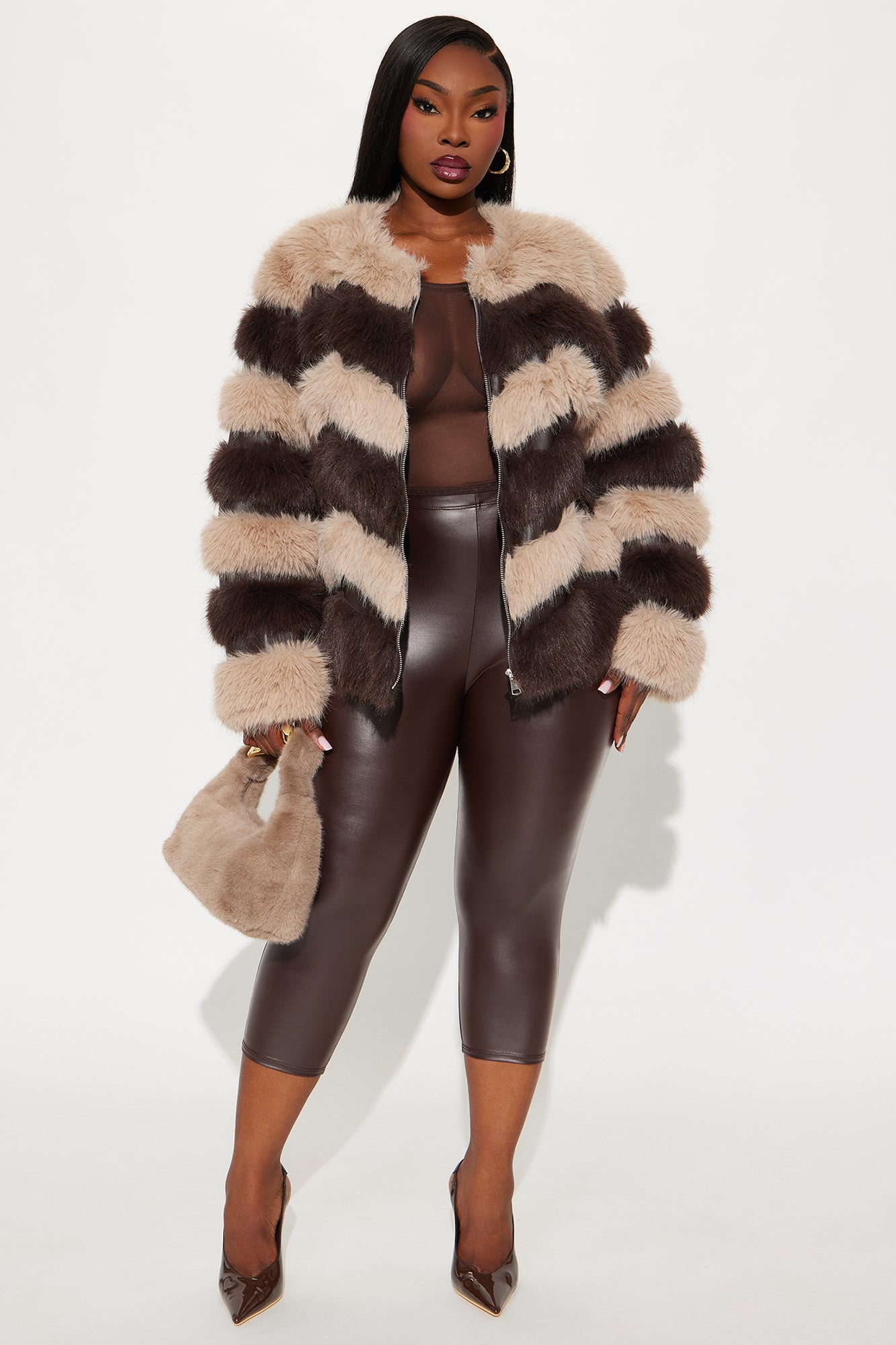 Linda Mid Rise Faux Leather Capri Legging 19″ - Chocolate