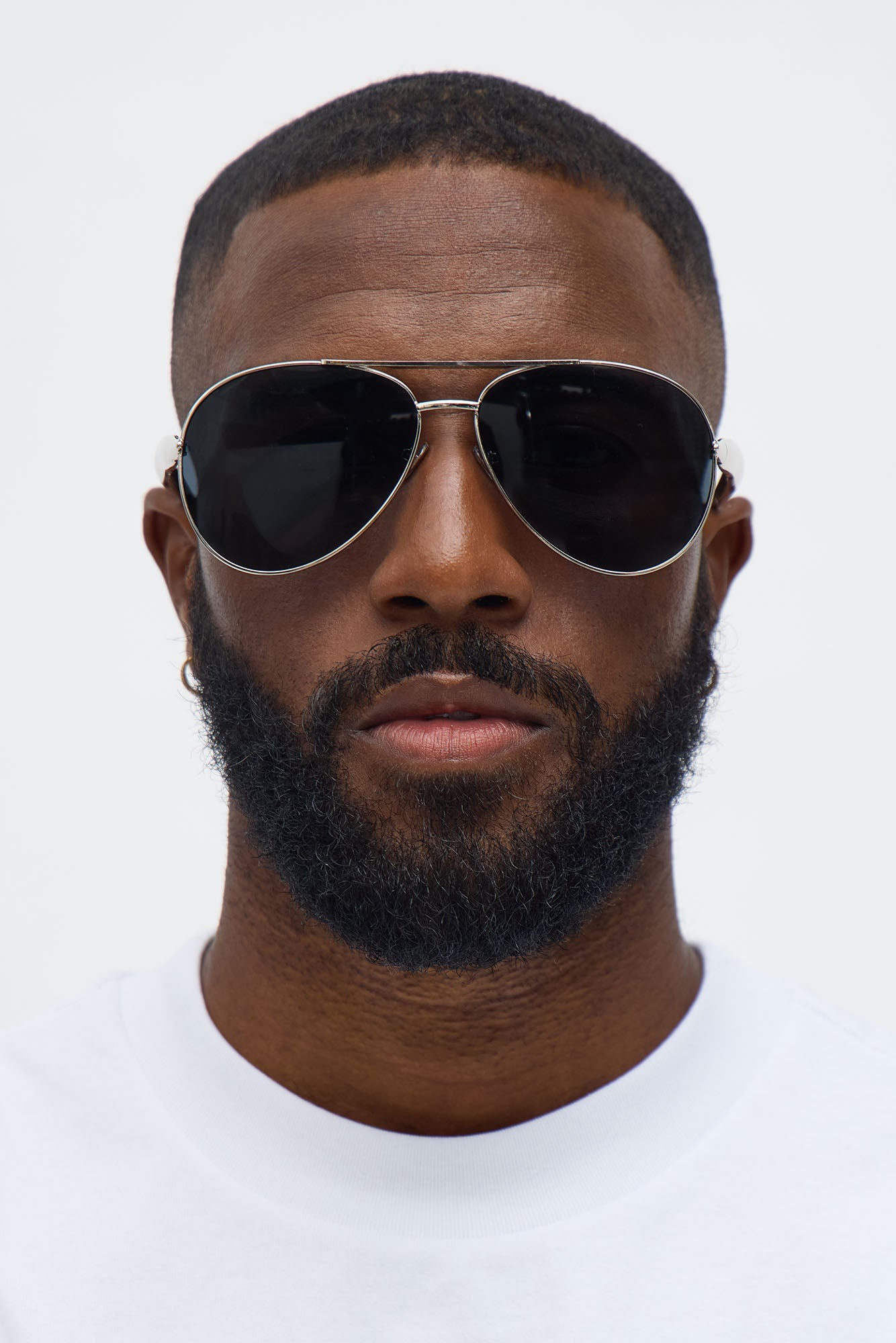 Striking Aviator Metal Frame Sunglasses - Silver