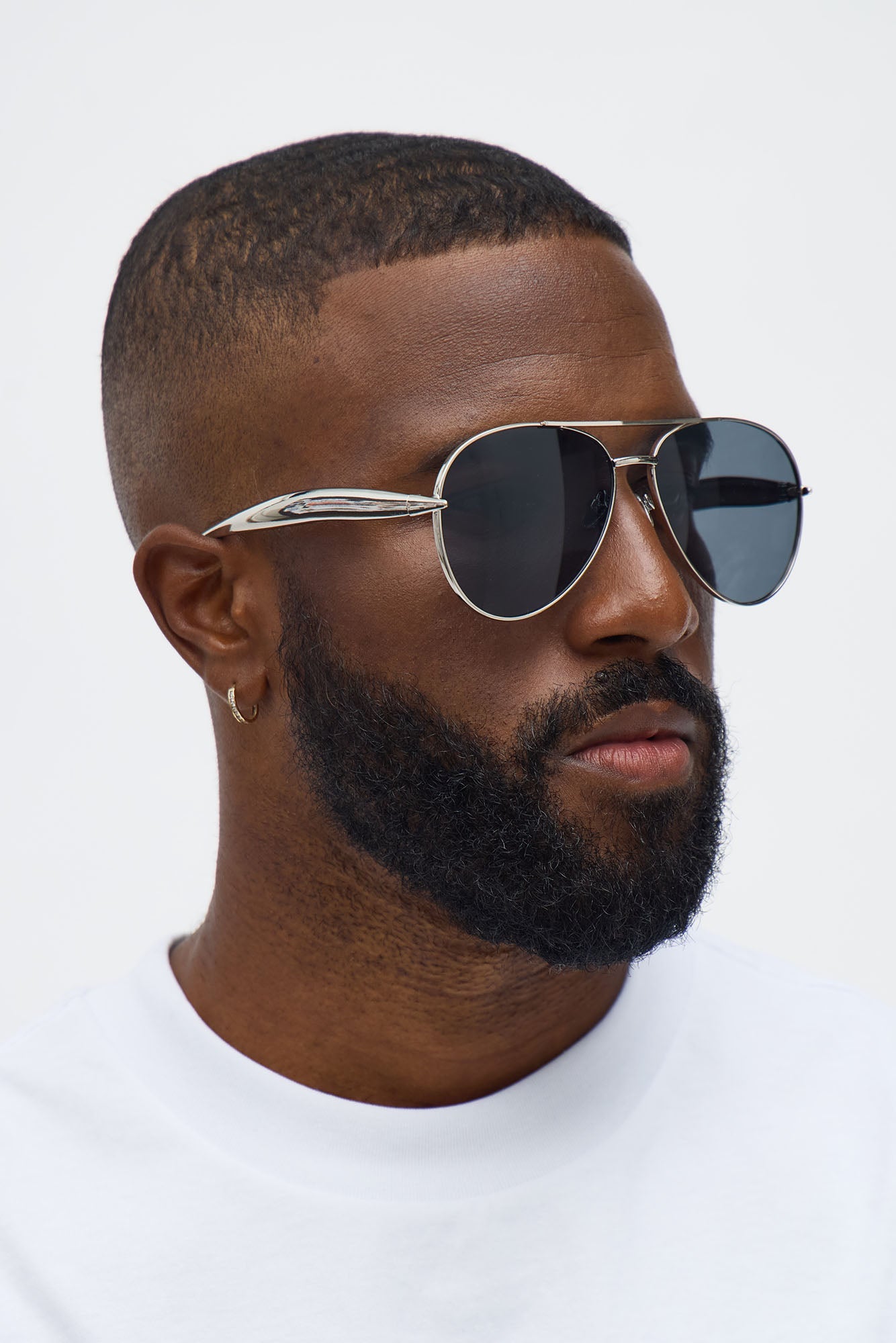 Striking Aviator Metal Frame Sunglasses - Silver