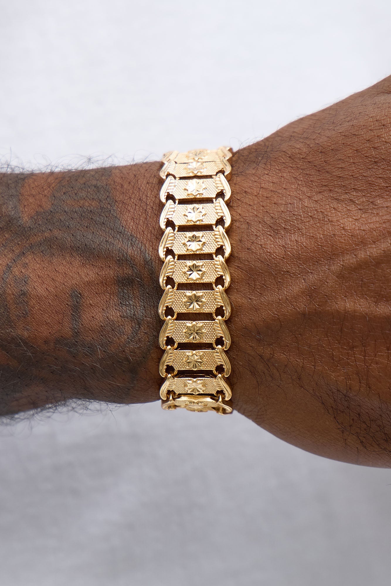 Timeless Link Iron Bracelet - Gold