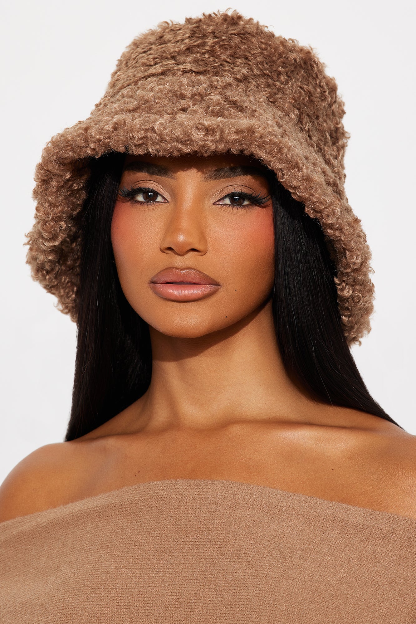 In My Feels Sherpa Bucket Hat - Brown