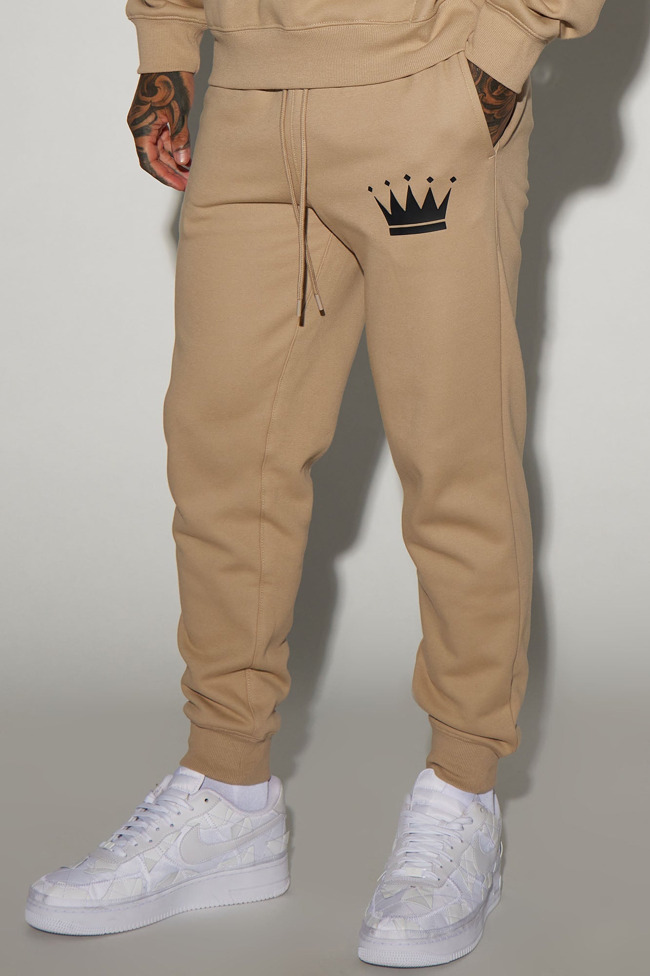 Family Goals King Jogger - Taupe