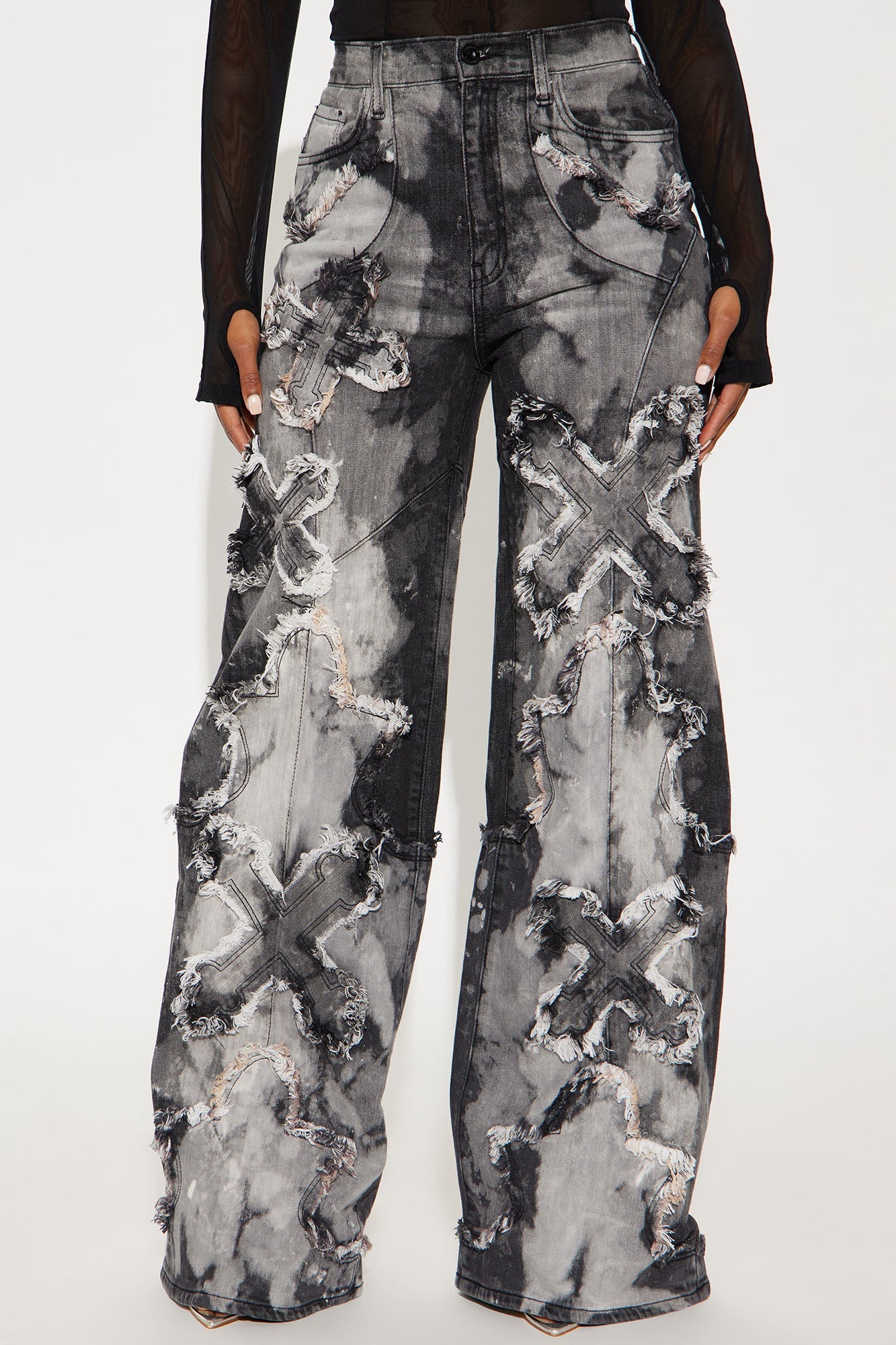 Double Crossed High Rise Applique Jeans - Black Wash