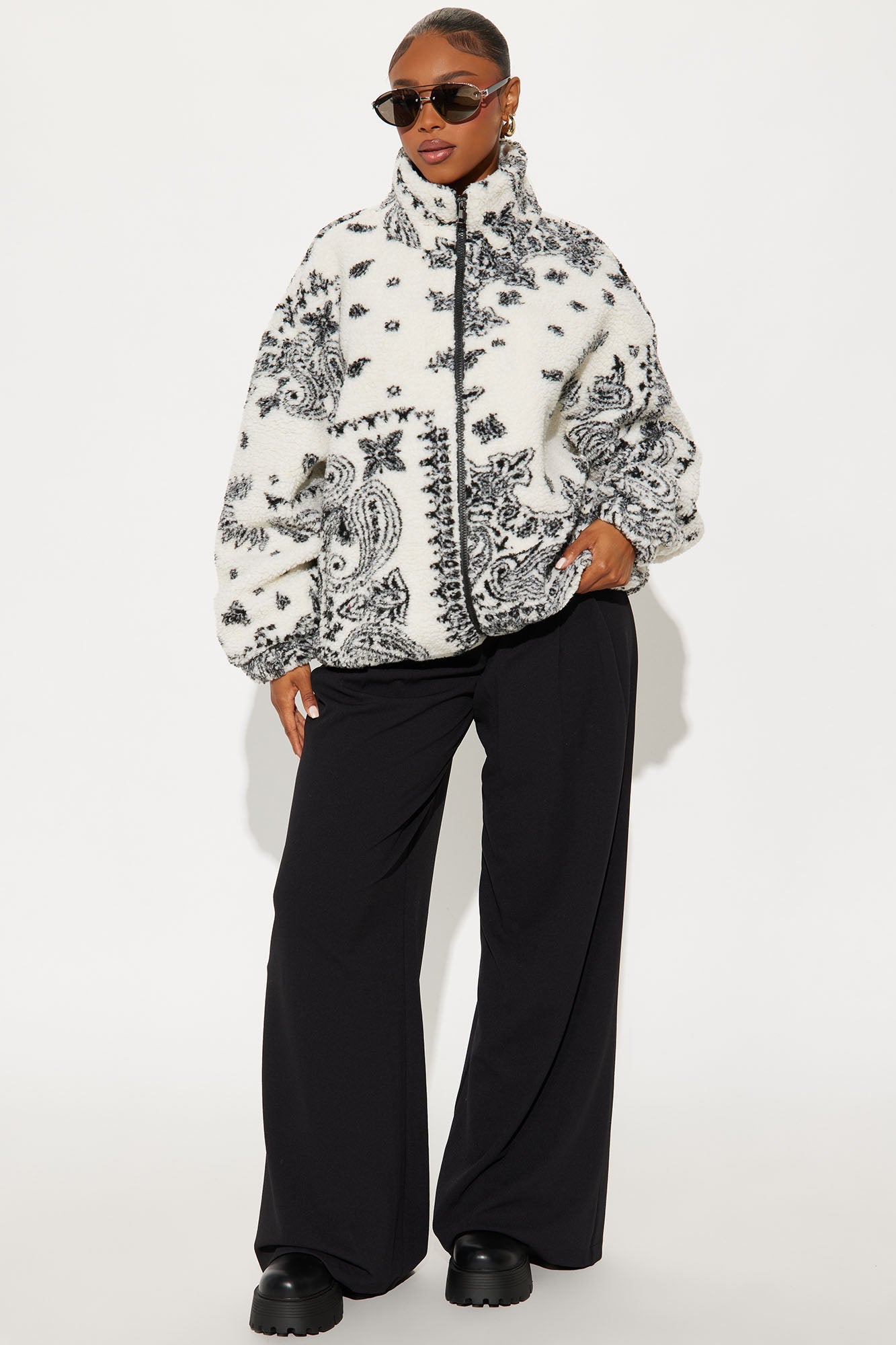Cozier I Get Paisley Sherpa Jacket - Cream/combo