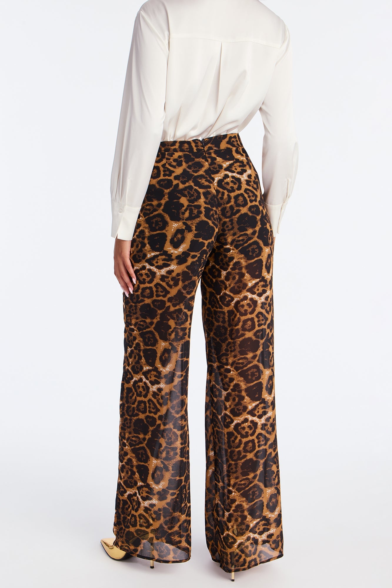 Styled by Emotion Leopard Wide Leg Pant 33″ - Leopard