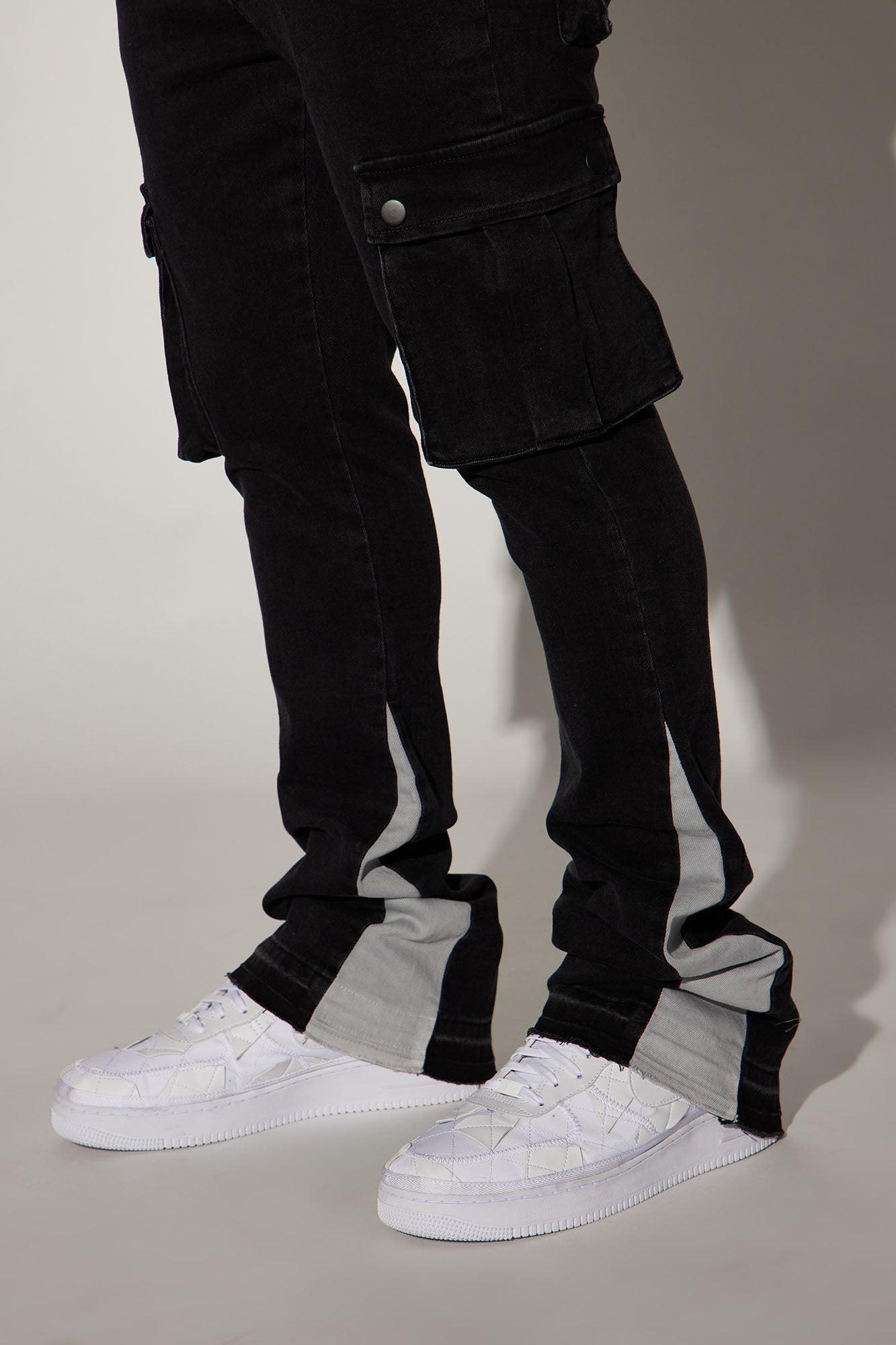 Carried Cargo Stacked Skinny Flared Jeans - Black