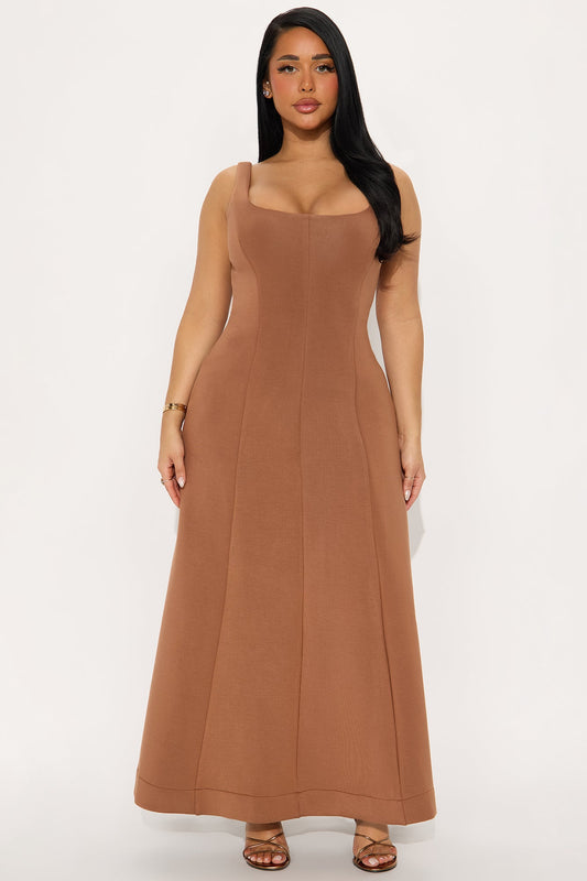 Debbie Flowy Maxi Dress - Mocha