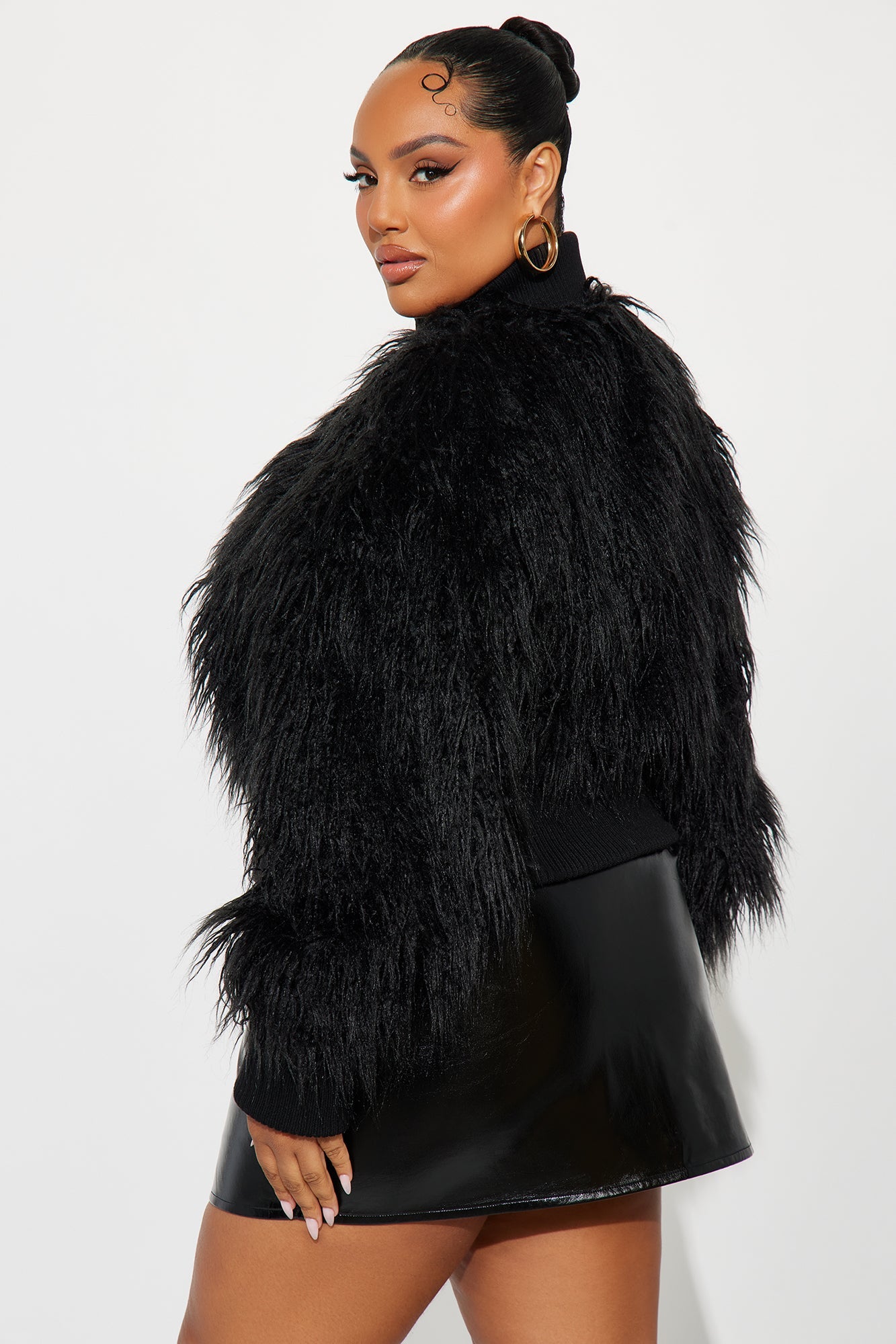 Sienna Shaggy Faux Fur Jacket - Black