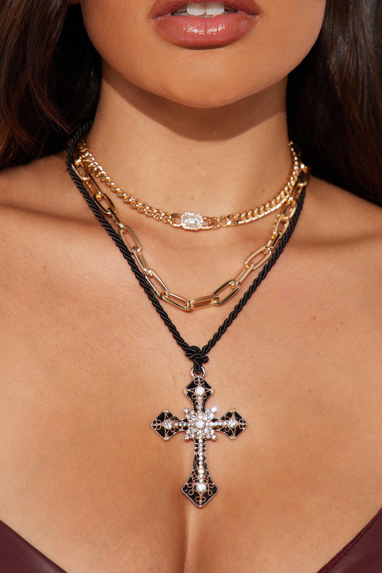 Sacred Moments Layered Choker Necklace - Gold/Black