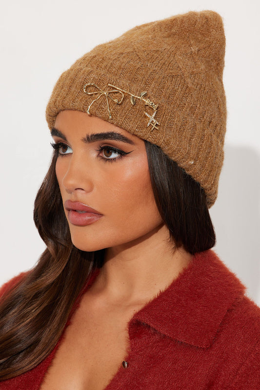 Charming Things Beanie - Brown