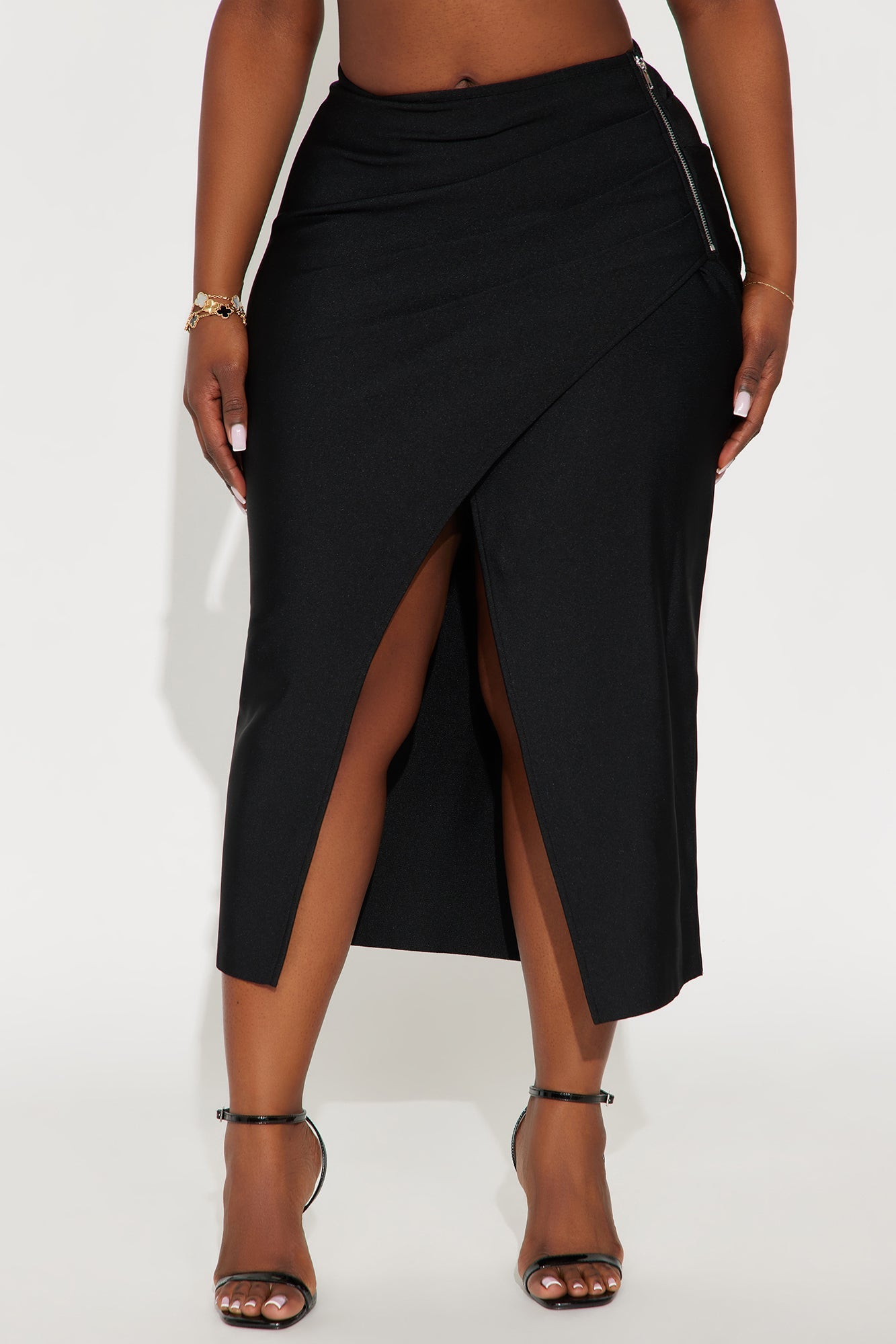 Don't Get It Twisted Bandage Midi Skirt - Black