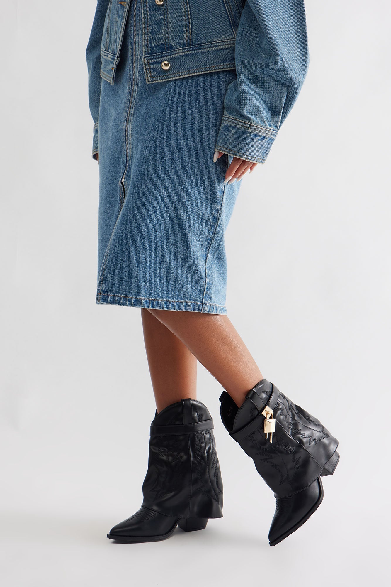 Knightley Hardware Overlay Boots - Black