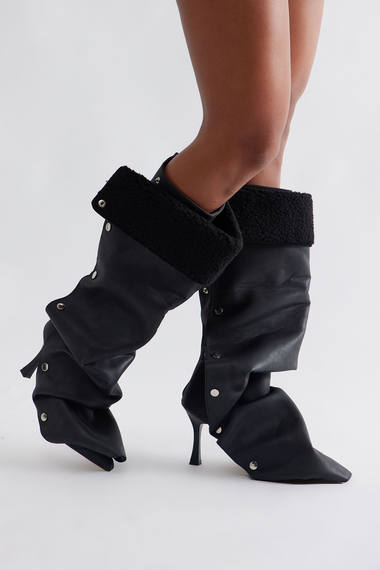 Slade Sherpa Overlay Boots - Black