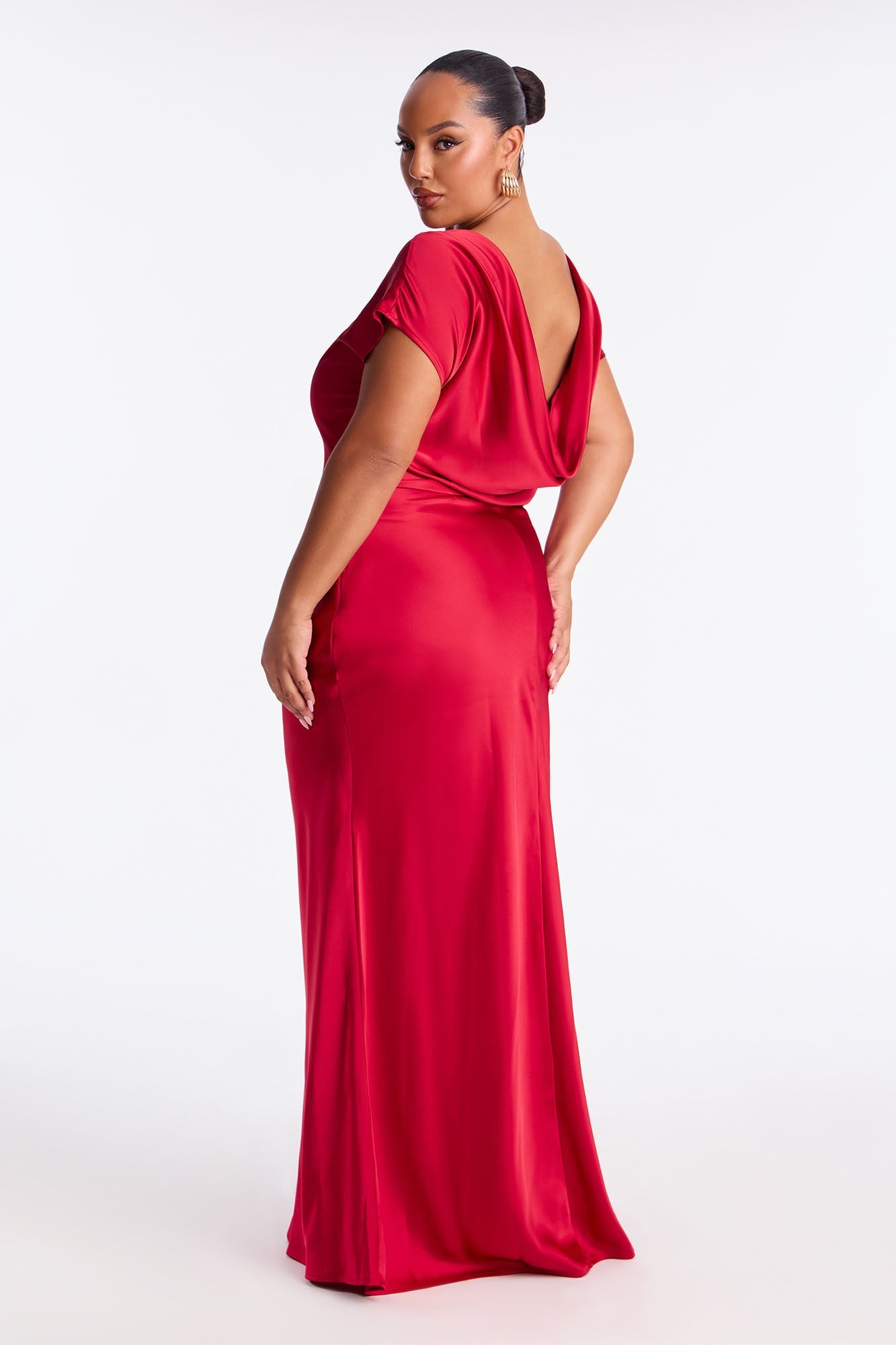 Gleaming Beauty Backless Maxi Gown - Red