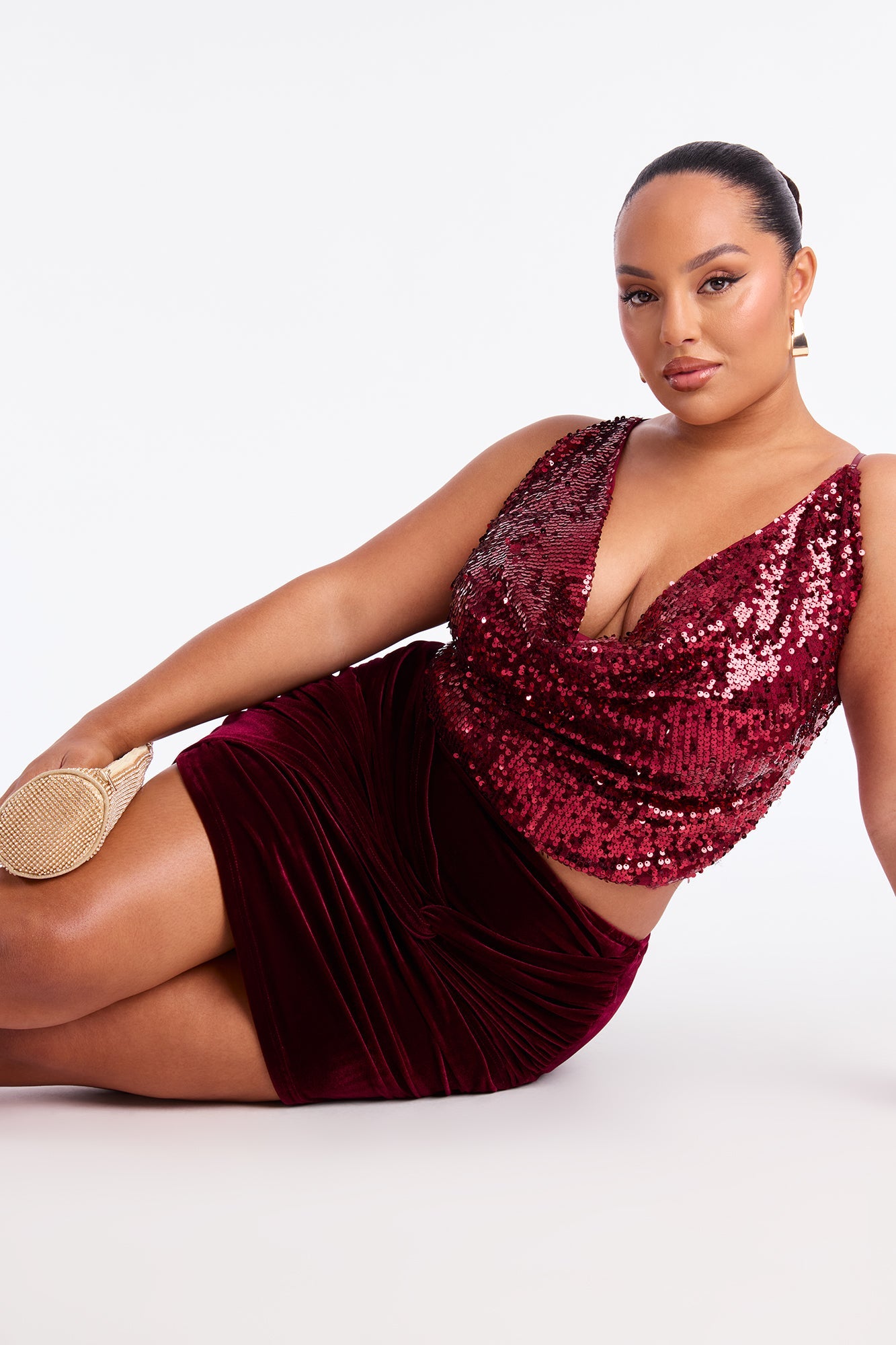 Elegant Glow Draped Velvet Mini Skirt - Burgundy