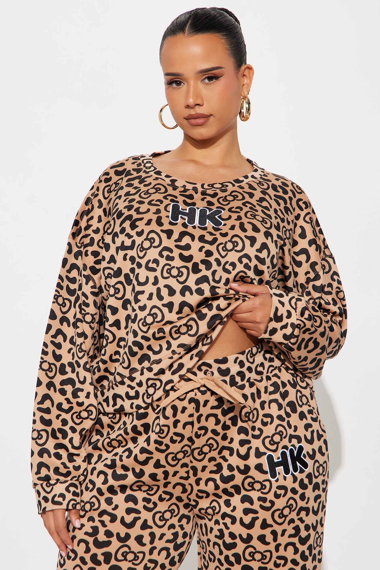Hello Kitty Scuba Leopard Sweatshirt - Leopard