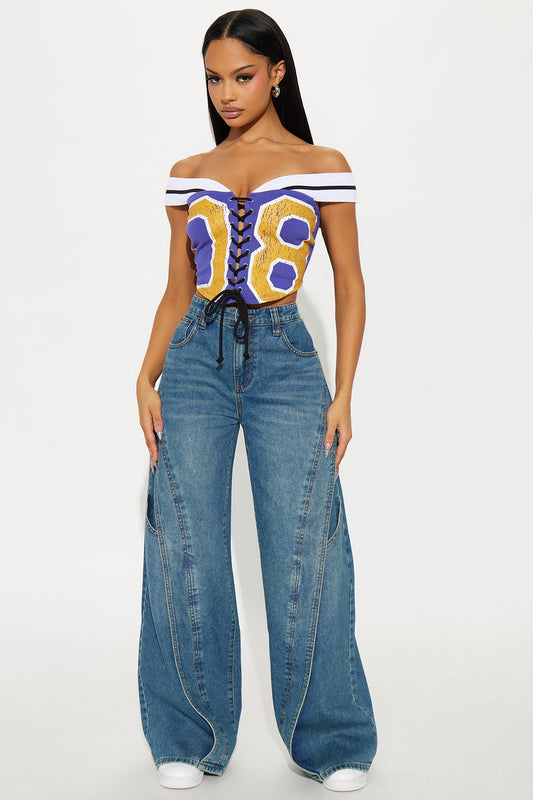 Hot Commodity Baggy Jeans - Medium Wash