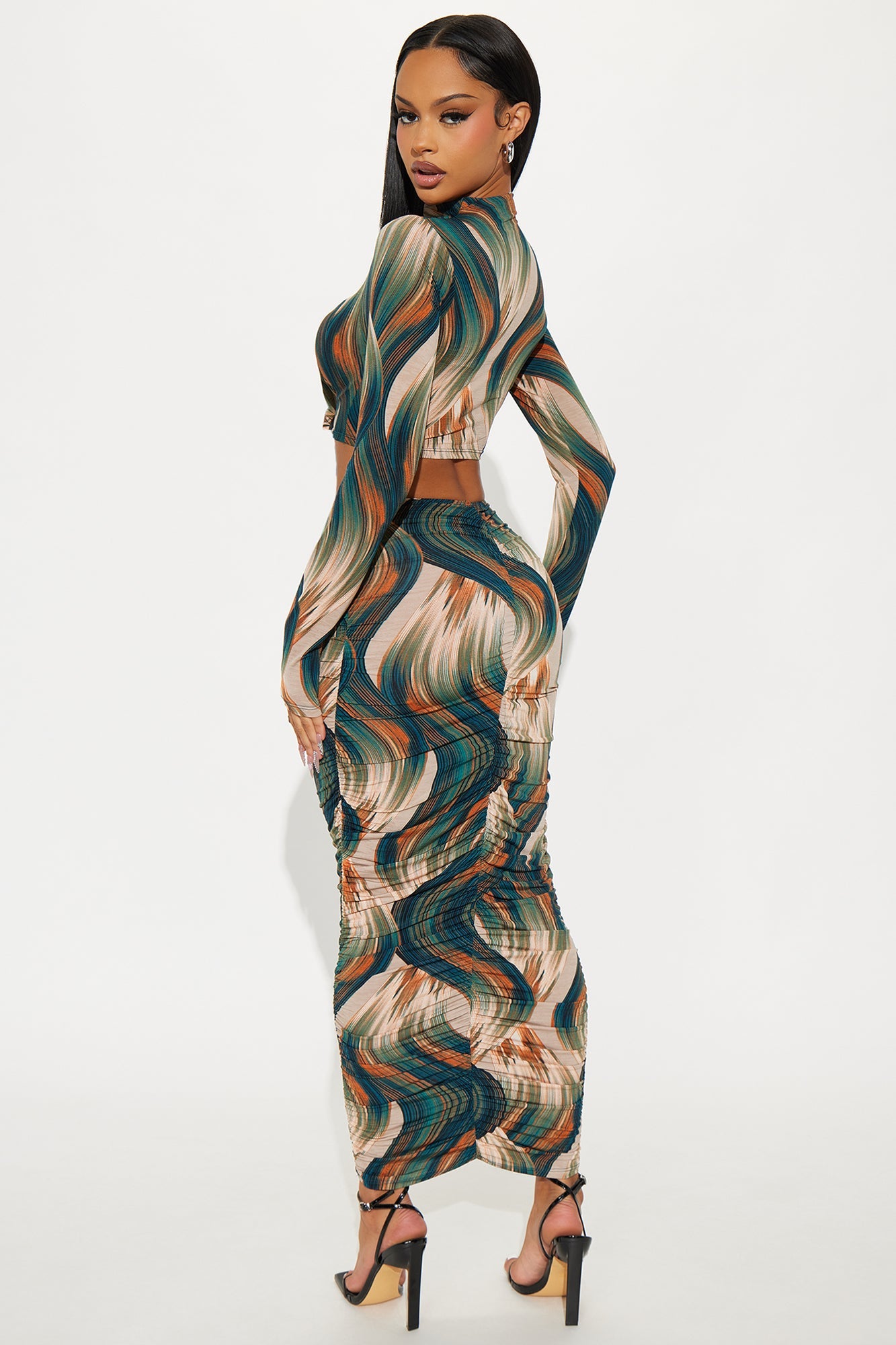 Read The Room Ruched Maxi Skirt Set - Green