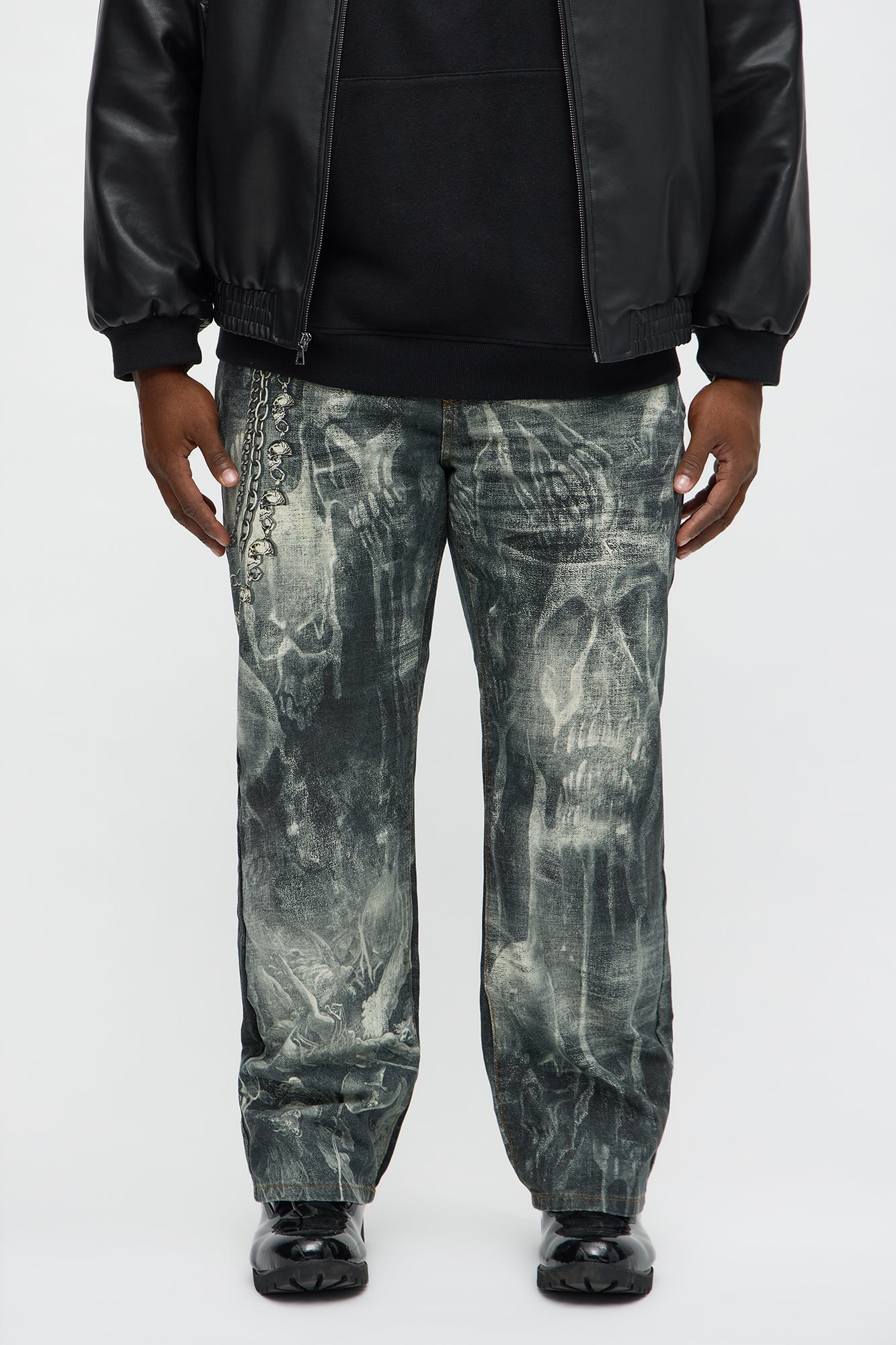 Baggy Skulls And Chains Printed Jean - Black Wash