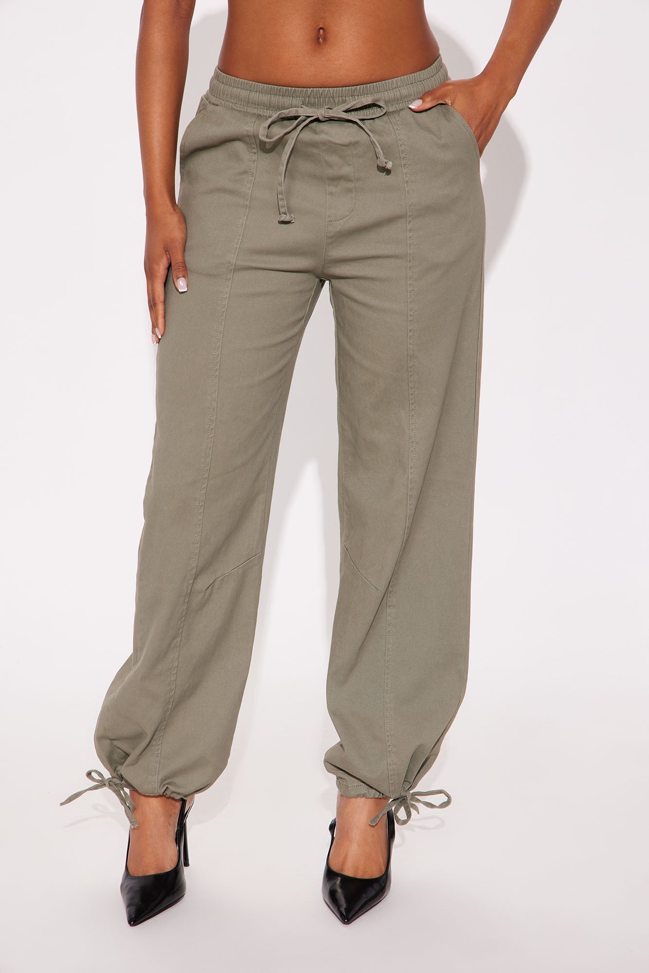 Down In Harlem Jogger Pant - Military Green