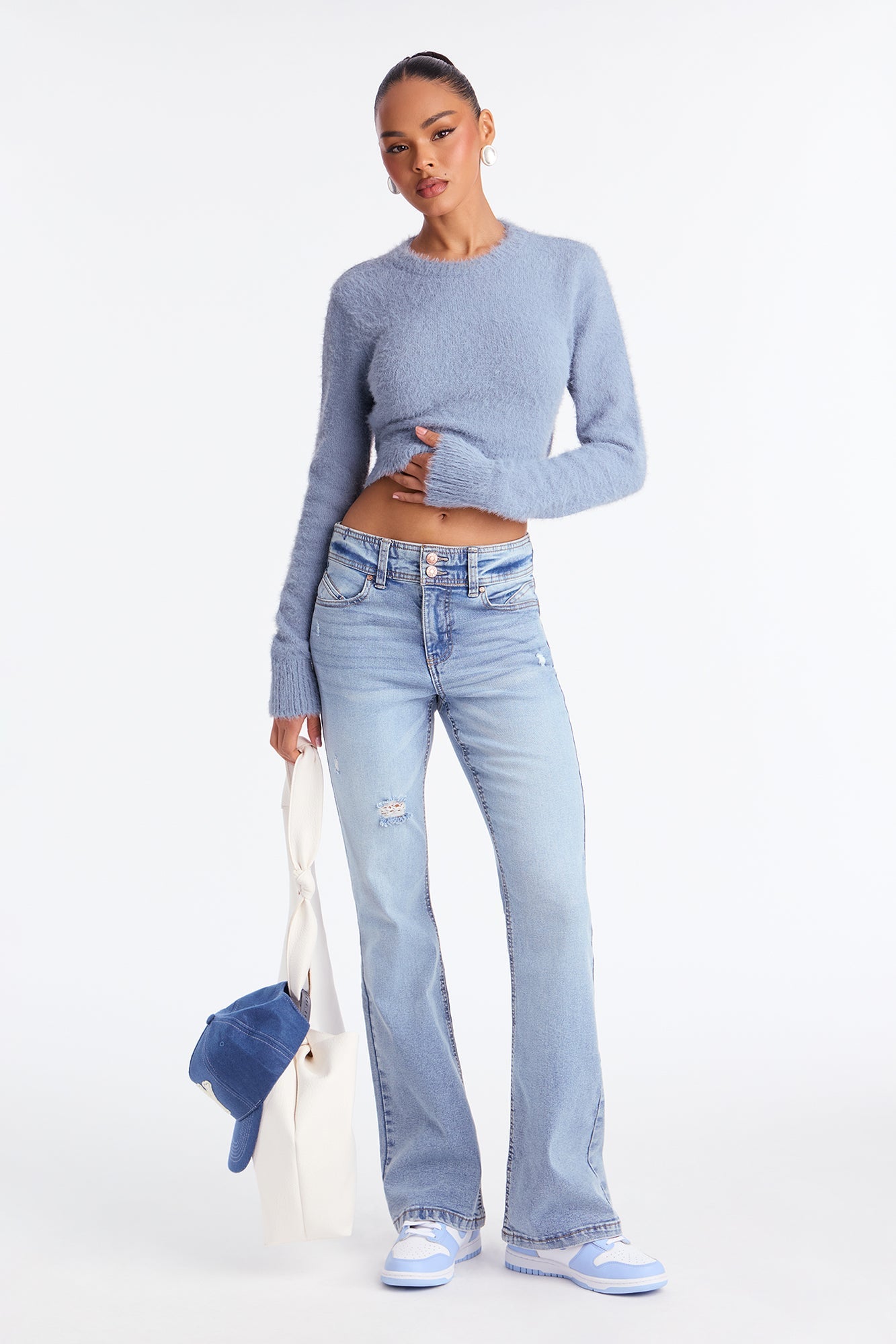 Alayna Crew Neck Fuzzy Sweater - Blue
