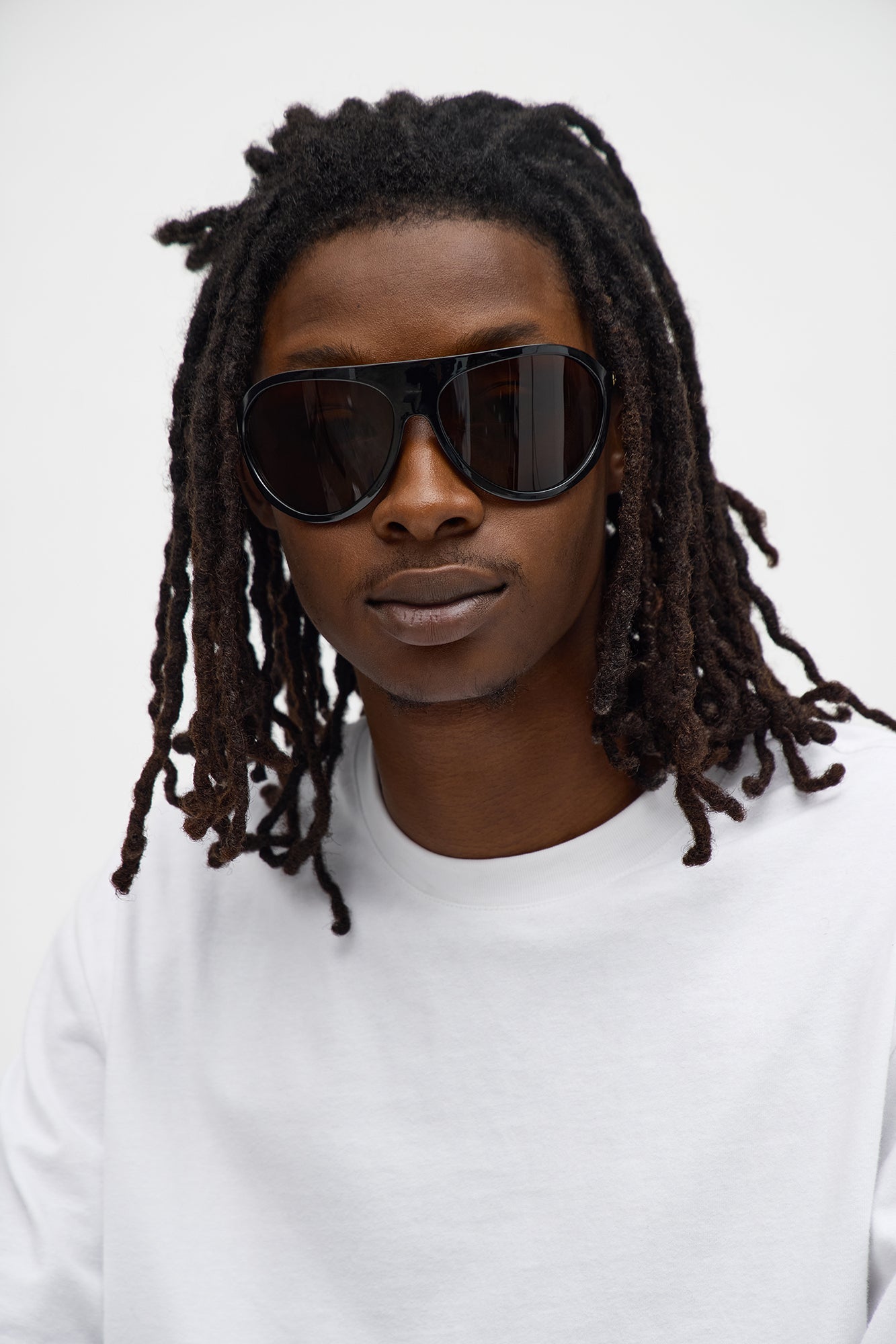 Blazing Round Frame Sunglasses - Black