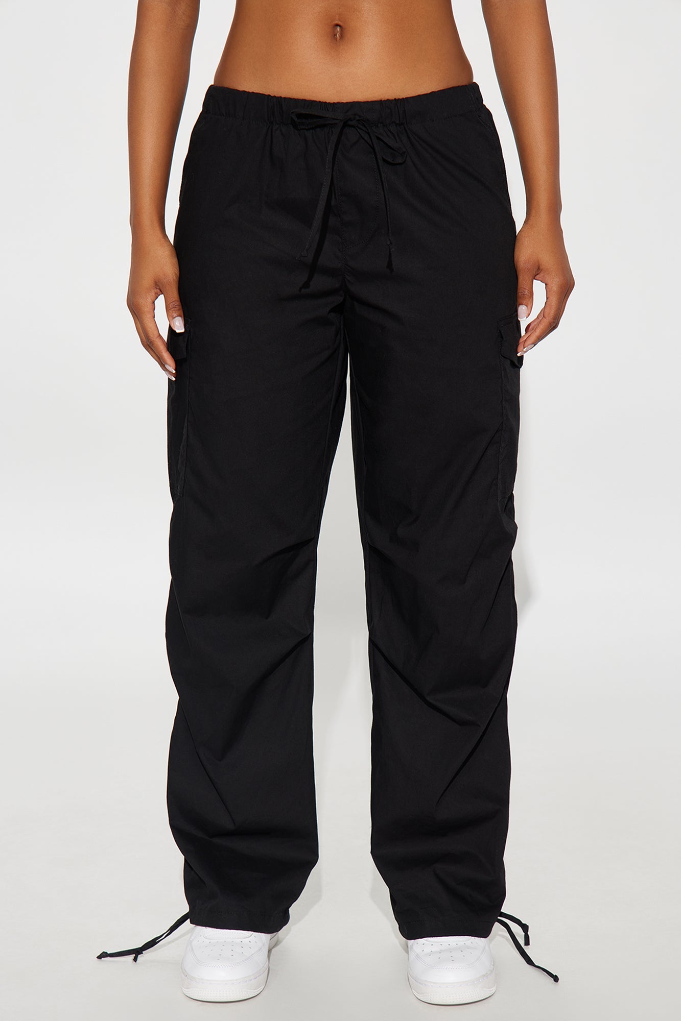 Street Smart Cargo Parachute Pant - Black